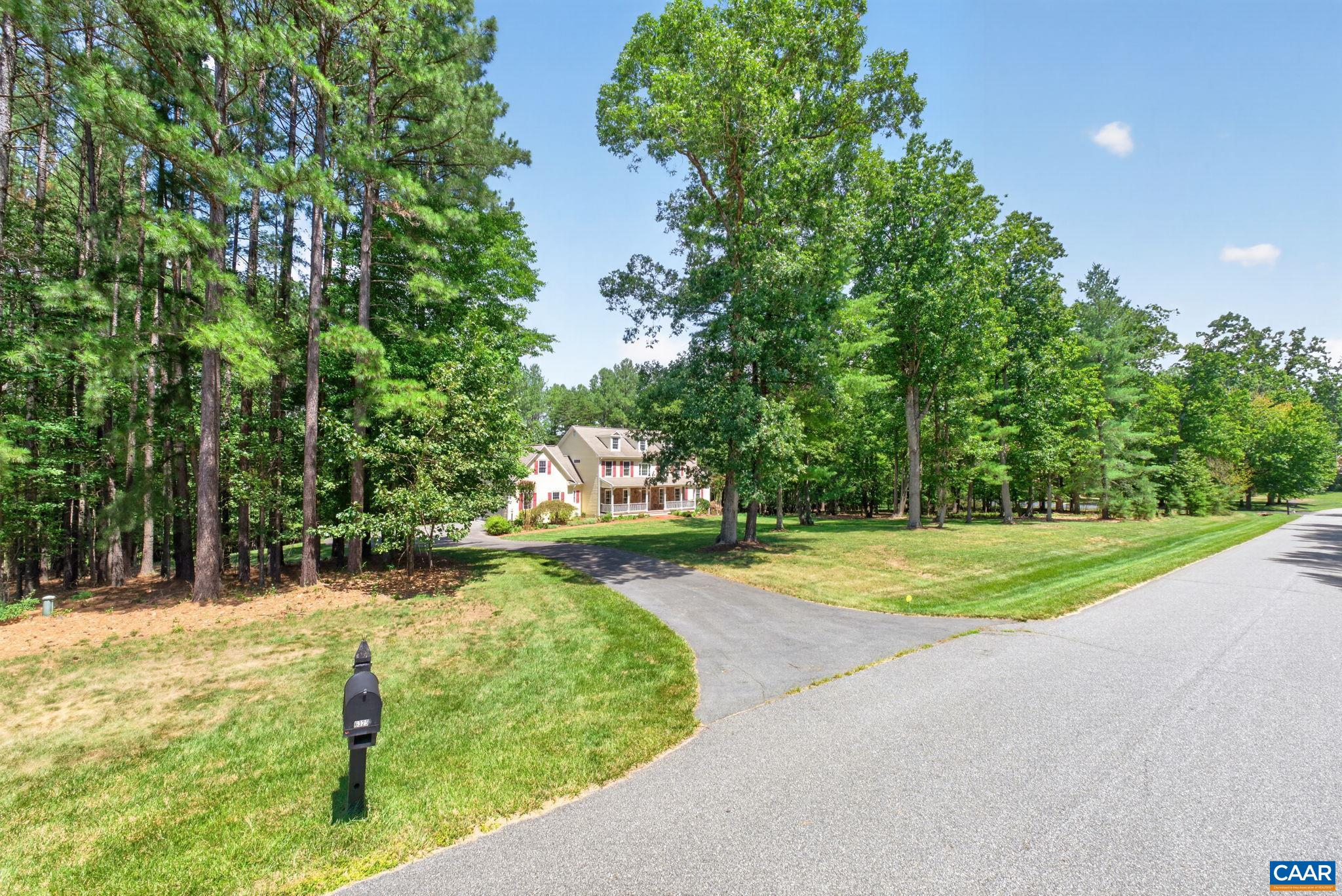 6325 INDIAN RIDGE DR, EARLYSVILLE, Virginia 22936, 5 Bedrooms Bedrooms, ,3 BathroomsBathrooms,Residential,6325 INDIAN RIDGE DR,680116 MLS # 680116