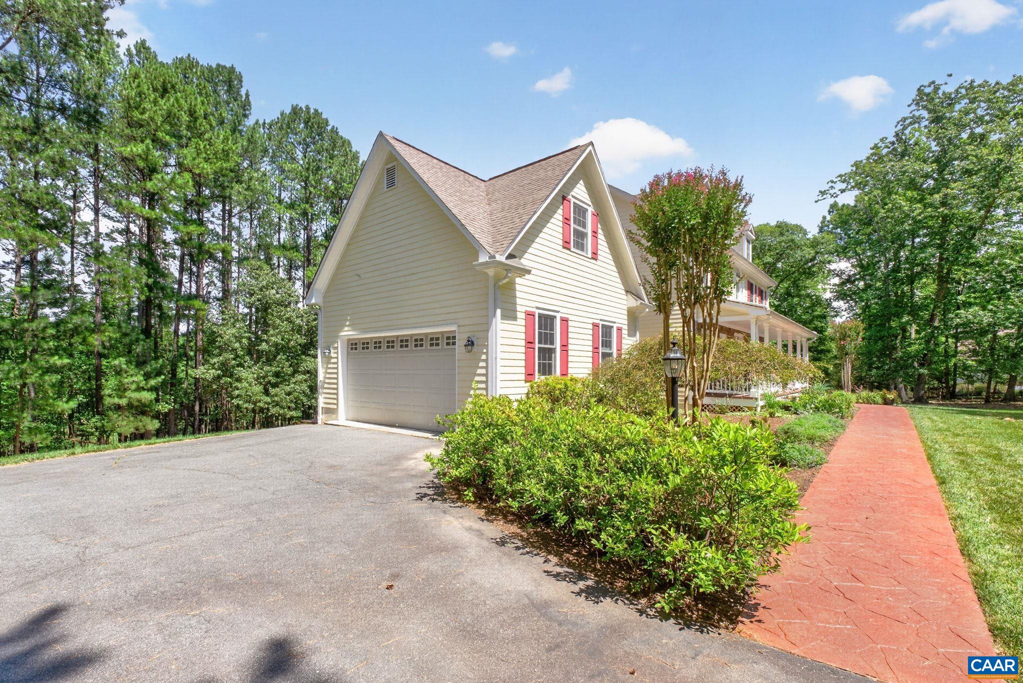 6325 INDIAN RIDGE DR, EARLYSVILLE, Virginia 22936, 5 Bedrooms Bedrooms, ,3 BathroomsBathrooms,Residential,6325 INDIAN RIDGE DR,680116 MLS # 680116