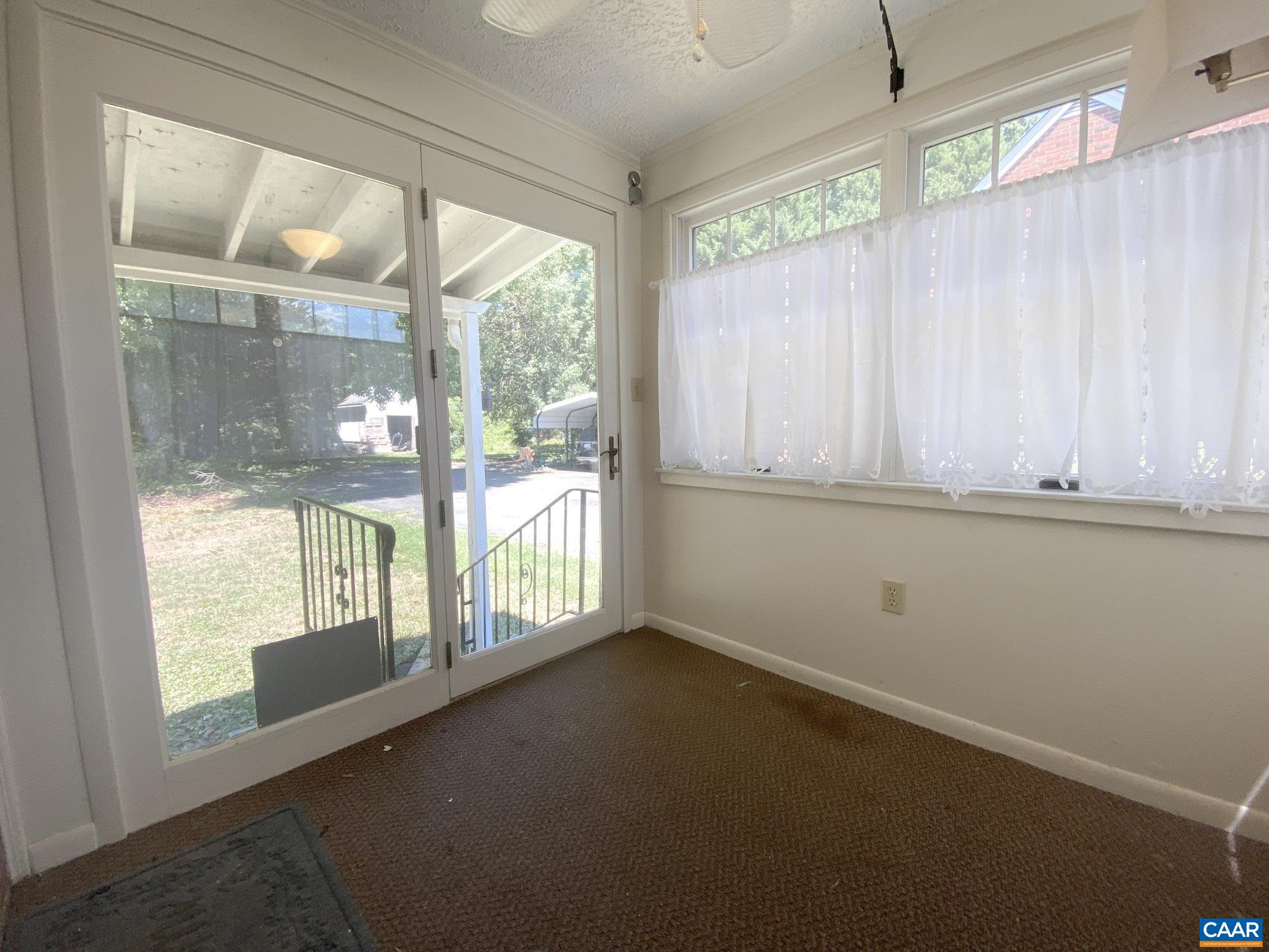 210 W GORDON AVE, GORDONSVILLE, Virginia 22942, 3 Bedrooms Bedrooms, ,2 BathroomsBathrooms,Residential,210 W GORDON AVE,676894 MLS # 676894 210 W GORDON AVE, GORDONSVILLE, Virginia 22942, 3 Bedrooms Bedrooms, ,2 BathroomsBathrooms,Residential,210 W GORDON AVE,676894 MLS # 676894