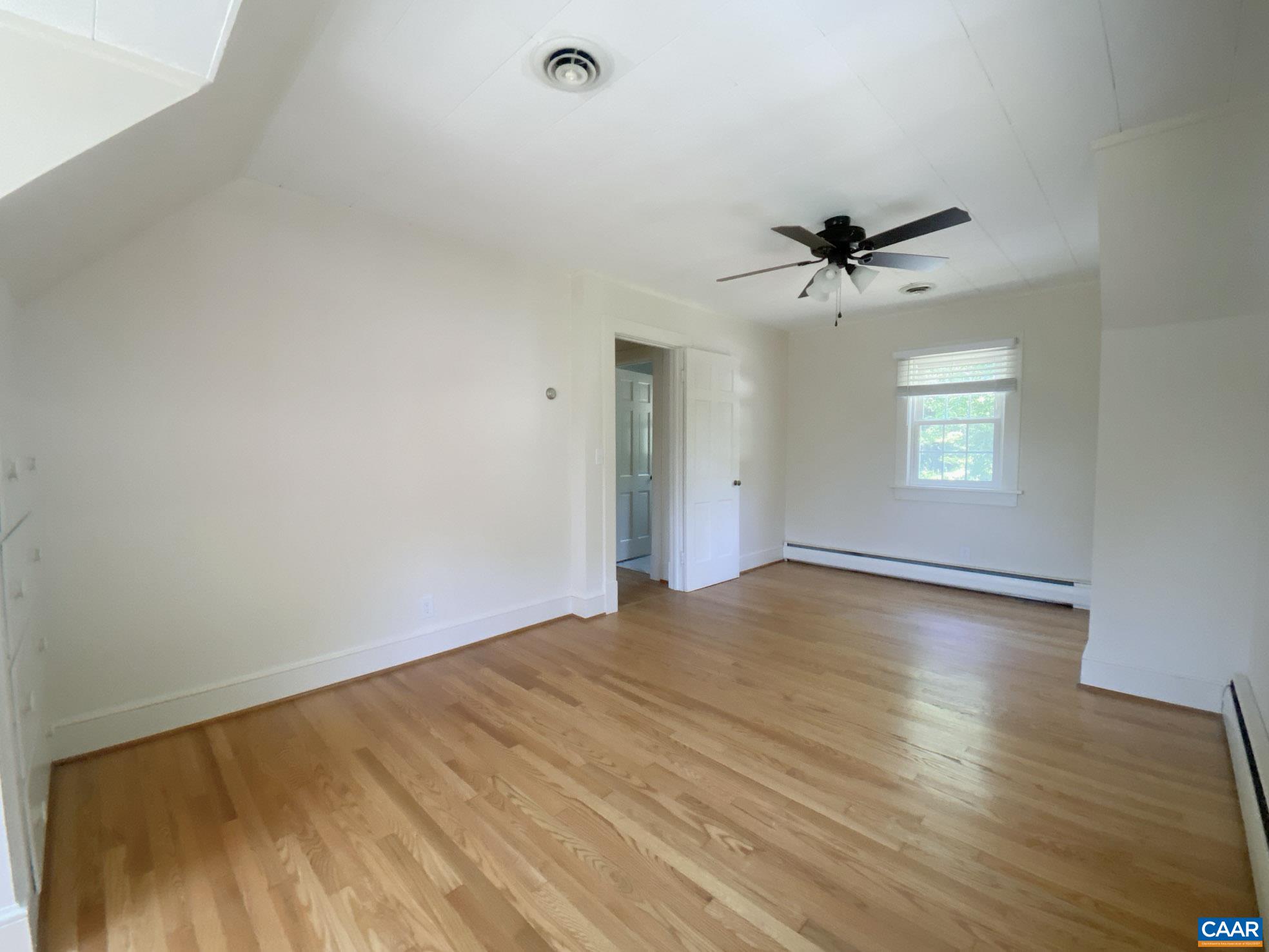 210 W GORDON AVE, GORDONSVILLE, Virginia 22942, 3 Bedrooms Bedrooms, ,2 BathroomsBathrooms,Residential,210 W GORDON AVE,676894 MLS # 676894 210 W GORDON AVE, GORDONSVILLE, Virginia 22942, 3 Bedrooms Bedrooms, ,2 BathroomsBathrooms,Residential,210 W GORDON AVE,676894 MLS # 676894