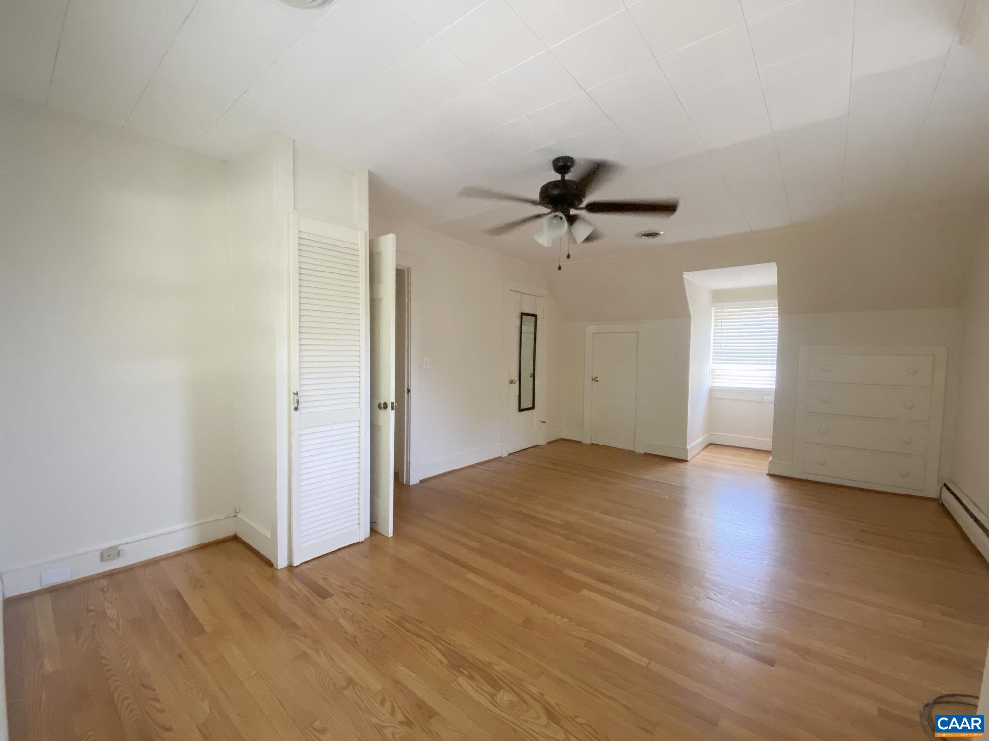 210 W GORDON AVE, GORDONSVILLE, Virginia 22942, 3 Bedrooms Bedrooms, ,2 BathroomsBathrooms,Residential,210 W GORDON AVE,676894 MLS # 676894 210 W GORDON AVE, GORDONSVILLE, Virginia 22942, 3 Bedrooms Bedrooms, ,2 BathroomsBathrooms,Residential,210 W GORDON AVE,676894 MLS # 676894