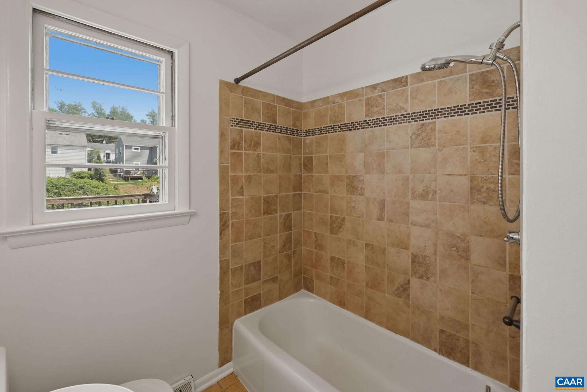 913 DRUID AVE, CHARLOTTESVILLE, Virginia 22902, 5 Bedrooms Bedrooms, ,2 BathroomsBathrooms,Residential,913 DRUID AVE,678907 MLS # 678907 913 DRUID AVE, CHARLOTTESVILLE, Virginia 22902, 5 Bedrooms Bedrooms, ,2 BathroomsBathrooms,Residential,913 DRUID AVE,678907 MLS # 678907