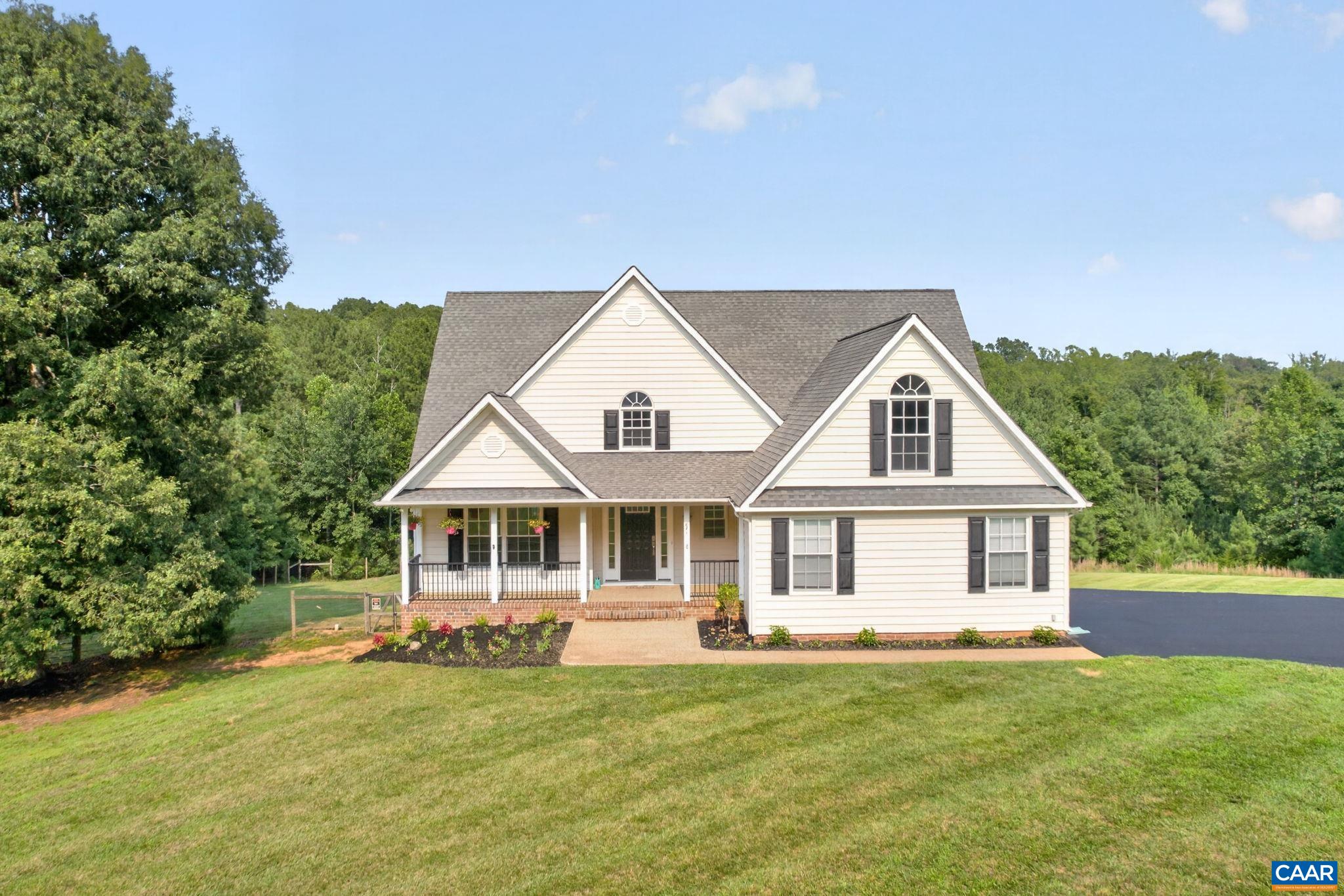 871 FOX HOLLOW LN, PALMYRA, Virginia 22963, 6 Bedrooms Bedrooms, ,3 BathroomsBathrooms,Residential,871 FOX HOLLOW LN,680121 MLS # 680121 871 FOX HOLLOW LN, PALMYRA, Virginia 22963, 6 Bedrooms Bedrooms, ,3 BathroomsBathrooms,Residential,871 FOX HOLLOW LN,680121 MLS # 680121