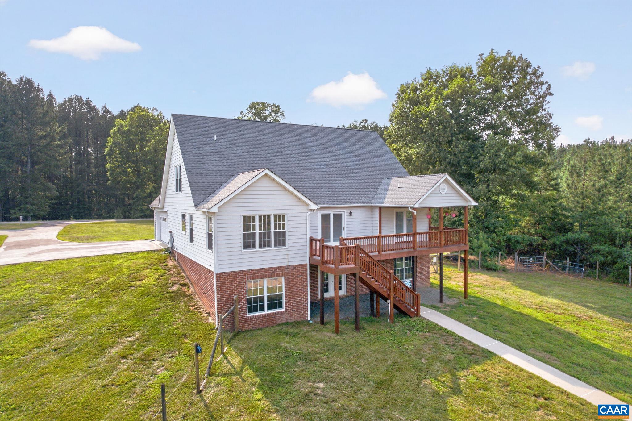 871 FOX HOLLOW LN, PALMYRA, Virginia 22963, 6 Bedrooms Bedrooms, ,3 BathroomsBathrooms,Residential,871 FOX HOLLOW LN,680121 MLS # 680121 871 FOX HOLLOW LN, PALMYRA, Virginia 22963, 6 Bedrooms Bedrooms, ,3 BathroomsBathrooms,Residential,871 FOX HOLLOW LN,680121 MLS # 680121