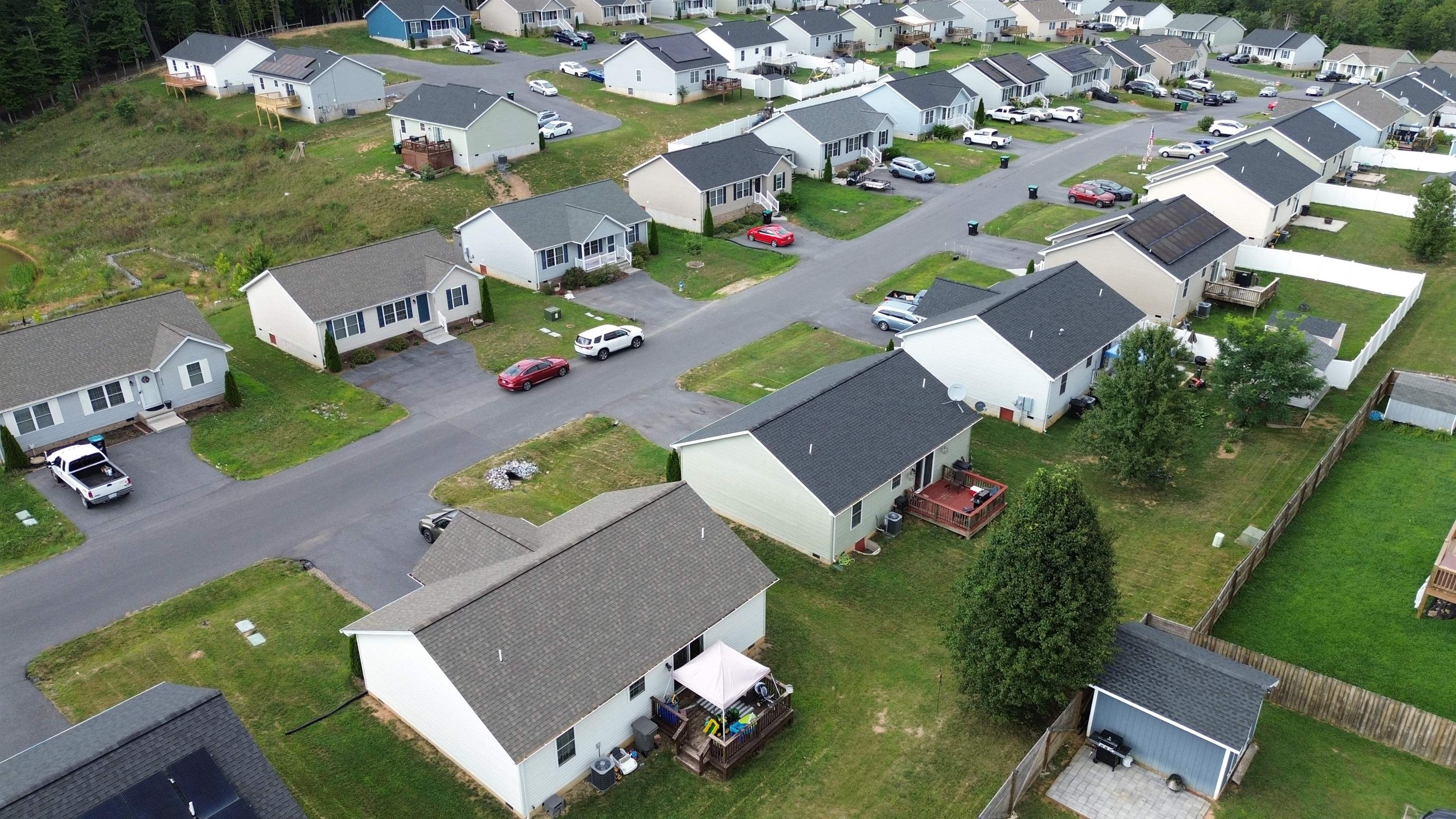 2397 BRENTWOOD DR, HARRISONBURG, Virginia 22801, 3 Bedrooms Bedrooms, ,2 BathroomsBathrooms,Residential,2397 BRENTWOOD DR,680127 MLS # 680127 2397 BRENTWOOD DR, HARRISONBURG, Virginia 22801, 3 Bedrooms Bedrooms, ,2 BathroomsBathrooms,Residential,2397 BRENTWOOD DR,680127 MLS # 680127