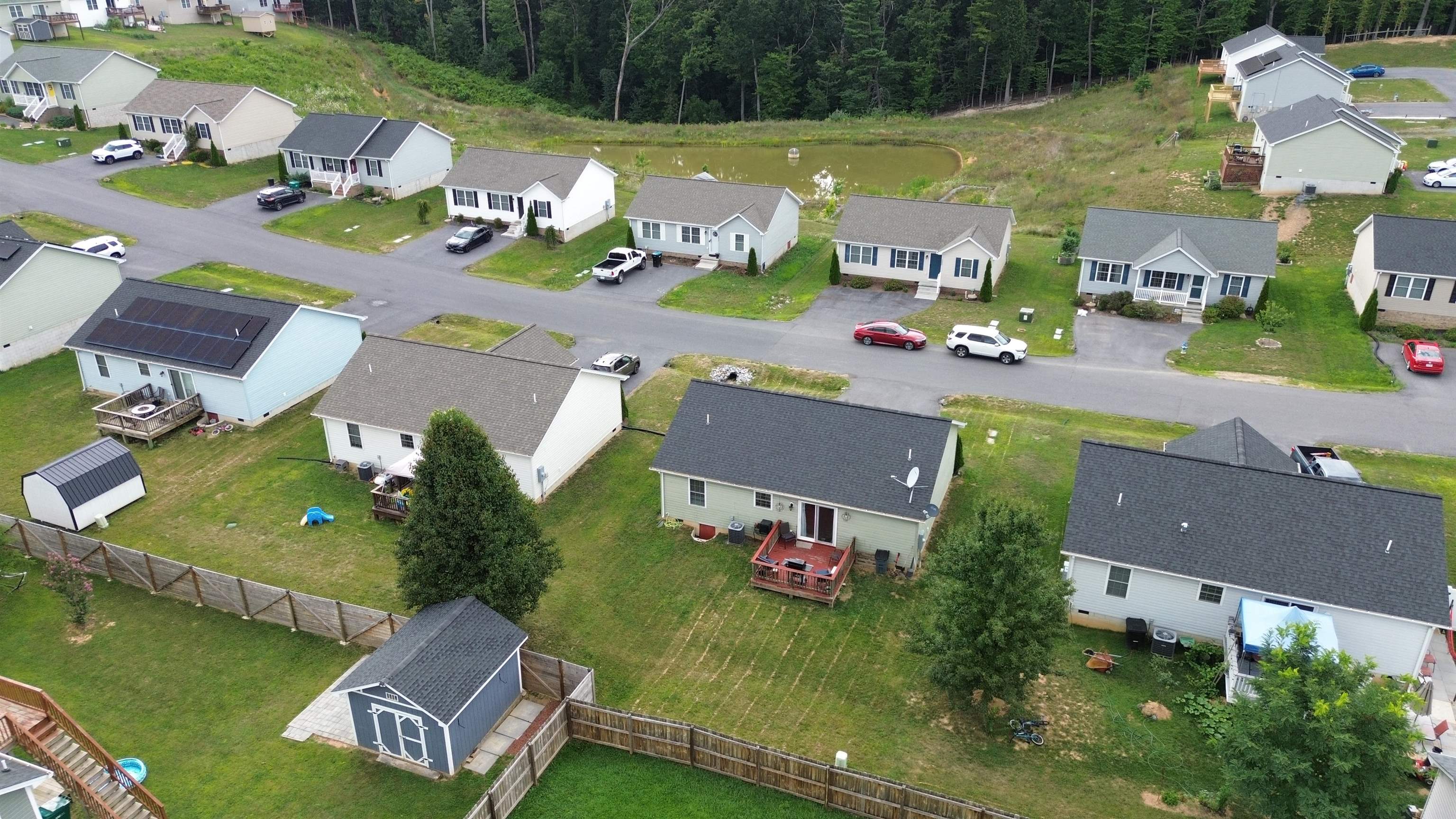 2397 BRENTWOOD DR, HARRISONBURG, Virginia 22801, 3 Bedrooms Bedrooms, ,2 BathroomsBathrooms,Residential,2397 BRENTWOOD DR,680127 MLS # 680127 2397 BRENTWOOD DR, HARRISONBURG, Virginia 22801, 3 Bedrooms Bedrooms, ,2 BathroomsBathrooms,Residential,2397 BRENTWOOD DR,680127 MLS # 680127