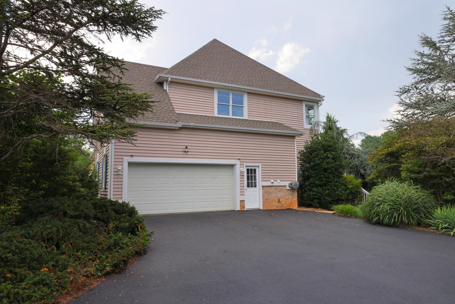 1493 ROCKFISH RD, WAYNESBORO, Virginia 22980, 4 Bedrooms Bedrooms, ,3 BathroomsBathrooms,Residential,1493 ROCKFISH RD,680129 MLS # 680129 1493 ROCKFISH RD, WAYNESBORO, Virginia 22980, 4 Bedrooms Bedrooms, ,3 BathroomsBathrooms,Residential,1493 ROCKFISH RD,680129 MLS # 680129