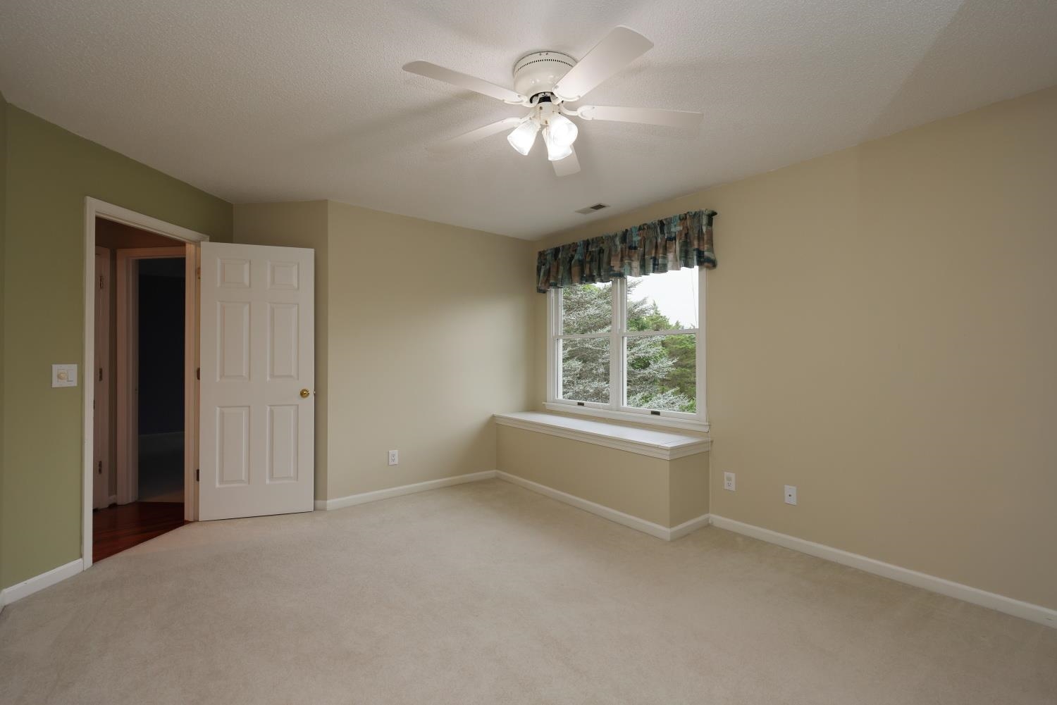 1493 ROCKFISH RD, WAYNESBORO, Virginia 22980, 4 Bedrooms Bedrooms, ,3 BathroomsBathrooms,Residential,1493 ROCKFISH RD,680129 MLS # 680129 1493 ROCKFISH RD, WAYNESBORO, Virginia 22980, 4 Bedrooms Bedrooms, ,3 BathroomsBathrooms,Residential,1493 ROCKFISH RD,680129 MLS # 680129