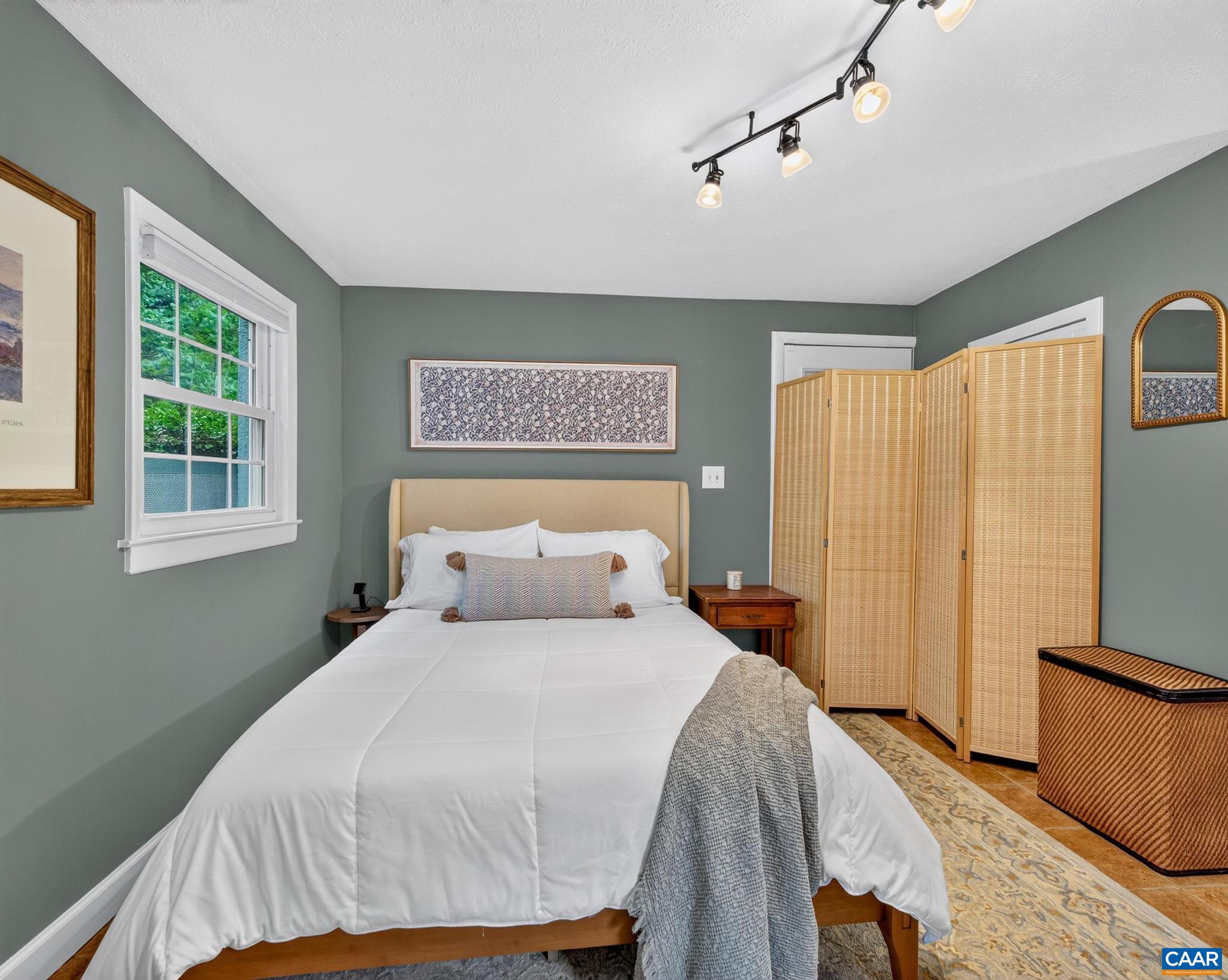 2522 WOODLAND DR, CHARLOTTESVILLE, Virginia 22903, 3 Bedrooms Bedrooms, ,2 BathroomsBathrooms,Residential,2522 WOODLAND DR,680130 MLS # 680130 2522 WOODLAND DR, CHARLOTTESVILLE, Virginia 22903, 3 Bedrooms Bedrooms, ,2 BathroomsBathrooms,Residential,2522 WOODLAND DR,680130 MLS # 680130