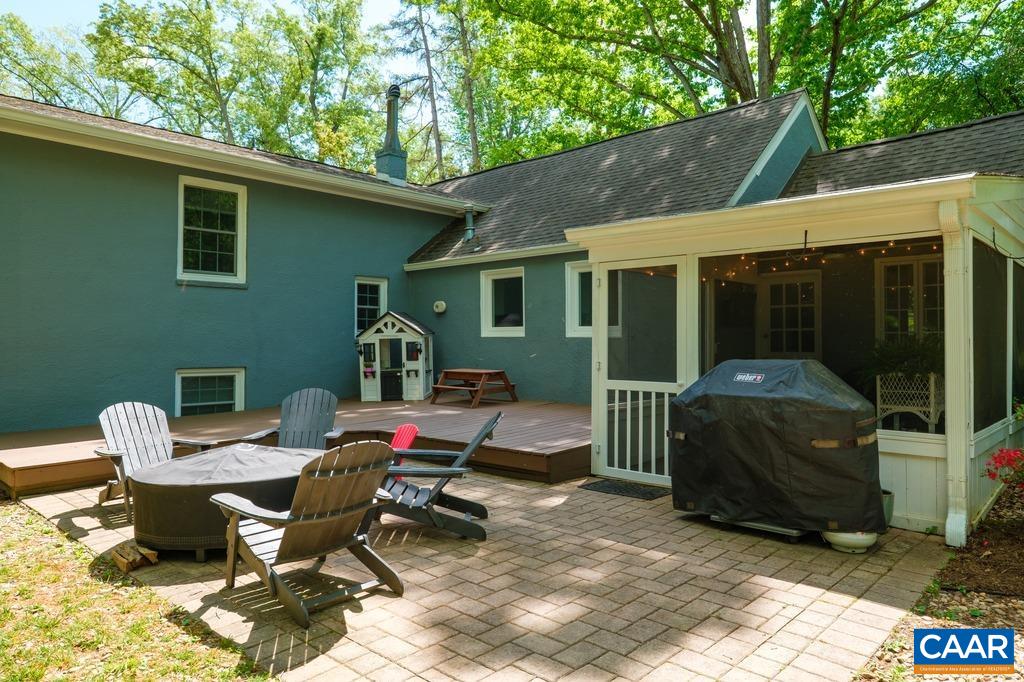 2522 WOODLAND DR, CHARLOTTESVILLE, Virginia 22903, 3 Bedrooms Bedrooms, ,2 BathroomsBathrooms,Residential,2522 WOODLAND DR,680130 MLS # 680130 2522 WOODLAND DR, CHARLOTTESVILLE, Virginia 22903, 3 Bedrooms Bedrooms, ,2 BathroomsBathrooms,Residential,2522 WOODLAND DR,680130 MLS # 680130