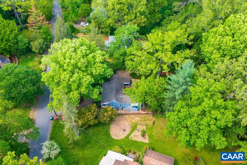 2522 WOODLAND DR, CHARLOTTESVILLE, Virginia 22903, 3 Bedrooms Bedrooms, ,2 BathroomsBathrooms,Residential,2522 WOODLAND DR,680130 MLS # 680130 2522 WOODLAND DR, CHARLOTTESVILLE, Virginia 22903, 3 Bedrooms Bedrooms, ,2 BathroomsBathrooms,Residential,2522 WOODLAND DR,680130 MLS # 680130