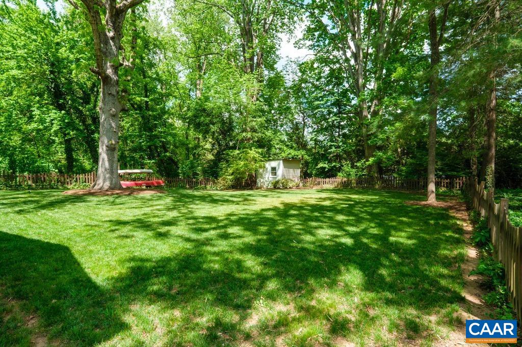 2522 WOODLAND DR, CHARLOTTESVILLE, Virginia 22903, 3 Bedrooms Bedrooms, ,2 BathroomsBathrooms,Residential,2522 WOODLAND DR,680130 MLS # 680130 2522 WOODLAND DR, CHARLOTTESVILLE, Virginia 22903, 3 Bedrooms Bedrooms, ,2 BathroomsBathrooms,Residential,2522 WOODLAND DR,680130 MLS # 680130
