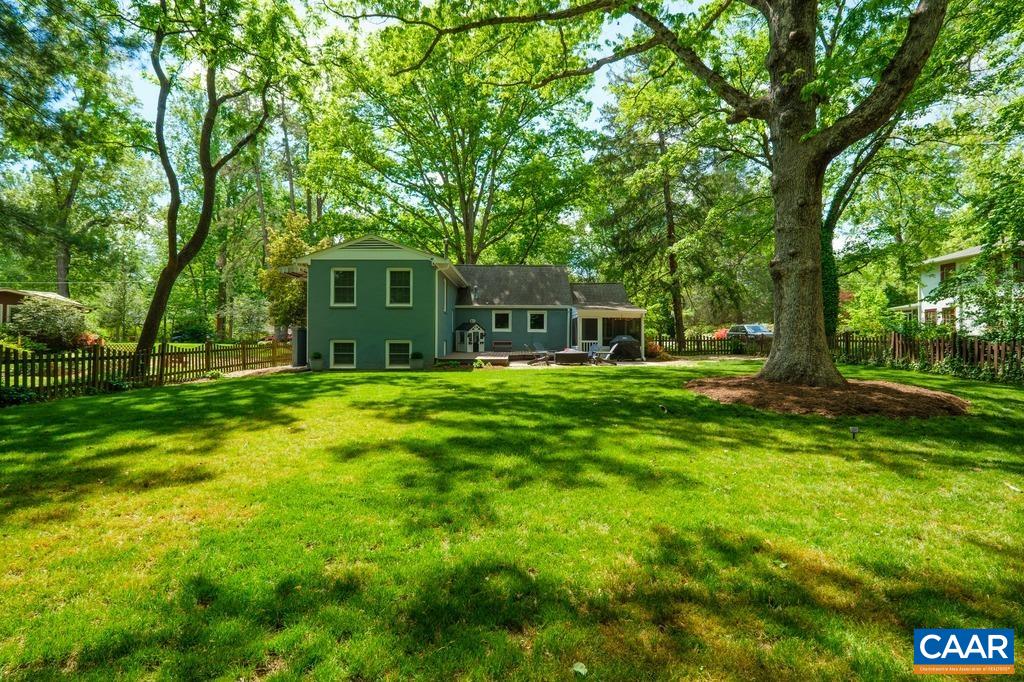 2522 WOODLAND DR, CHARLOTTESVILLE, Virginia 22903, 3 Bedrooms Bedrooms, ,2 BathroomsBathrooms,Residential,2522 WOODLAND DR,680130 MLS # 680130 2522 WOODLAND DR, CHARLOTTESVILLE, Virginia 22903, 3 Bedrooms Bedrooms, ,2 BathroomsBathrooms,Residential,2522 WOODLAND DR,680130 MLS # 680130