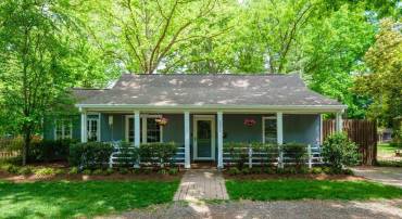 2522 WOODLAND DR, CHARLOTTESVILLE, Virginia 22903, 3 Bedrooms Bedrooms, ,2 BathroomsBathrooms,Residential,2522 WOODLAND DR,680130 MLS # 680130