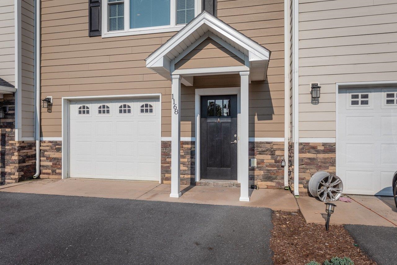 1168 HARVEST CT, ROCKINGHAM, Virginia 22801, 3 Bedrooms Bedrooms, ,2 BathroomsBathrooms,Residential,1168 HARVEST CT,680132 MLS # 680132 1168 HARVEST CT, ROCKINGHAM, Virginia 22801, 3 Bedrooms Bedrooms, ,2 BathroomsBathrooms,Residential,1168 HARVEST CT,680132 MLS # 680132