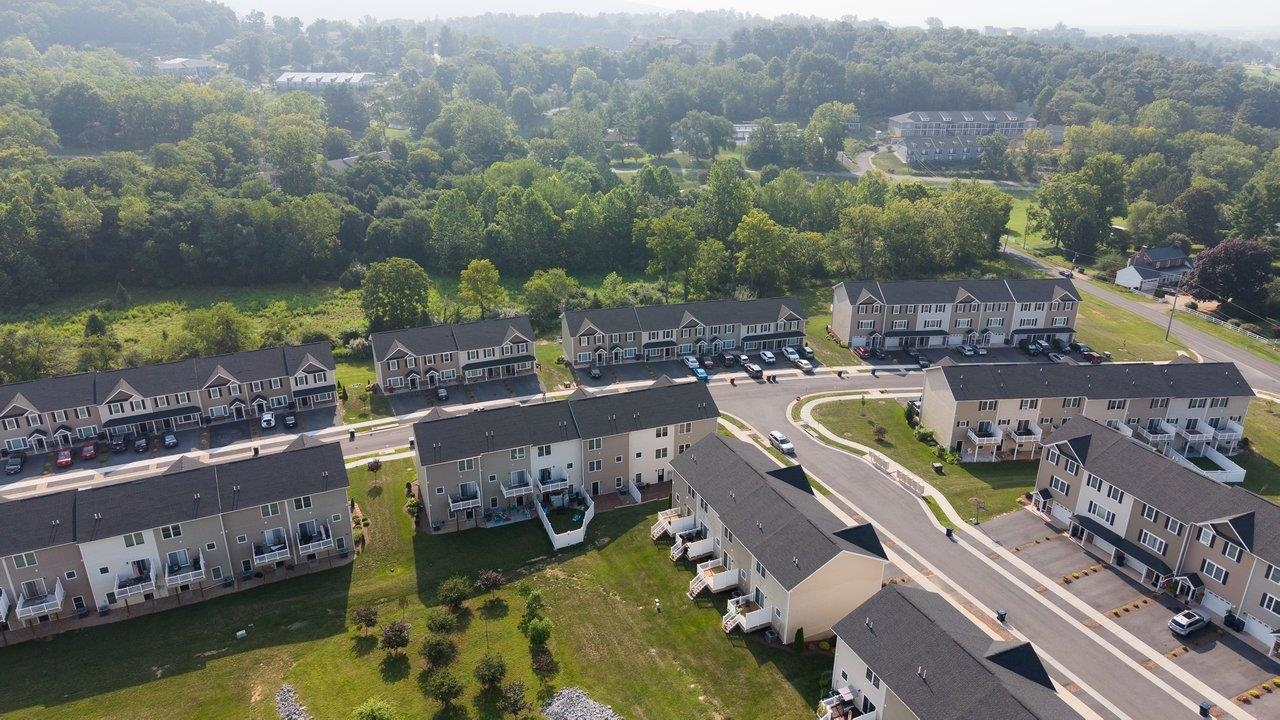1168 HARVEST CT, ROCKINGHAM, Virginia 22801, 3 Bedrooms Bedrooms, ,2 BathroomsBathrooms,Residential,1168 HARVEST CT,680132 MLS # 680132 1168 HARVEST CT, ROCKINGHAM, Virginia 22801, 3 Bedrooms Bedrooms, ,2 BathroomsBathrooms,Residential,1168 HARVEST CT,680132 MLS # 680132