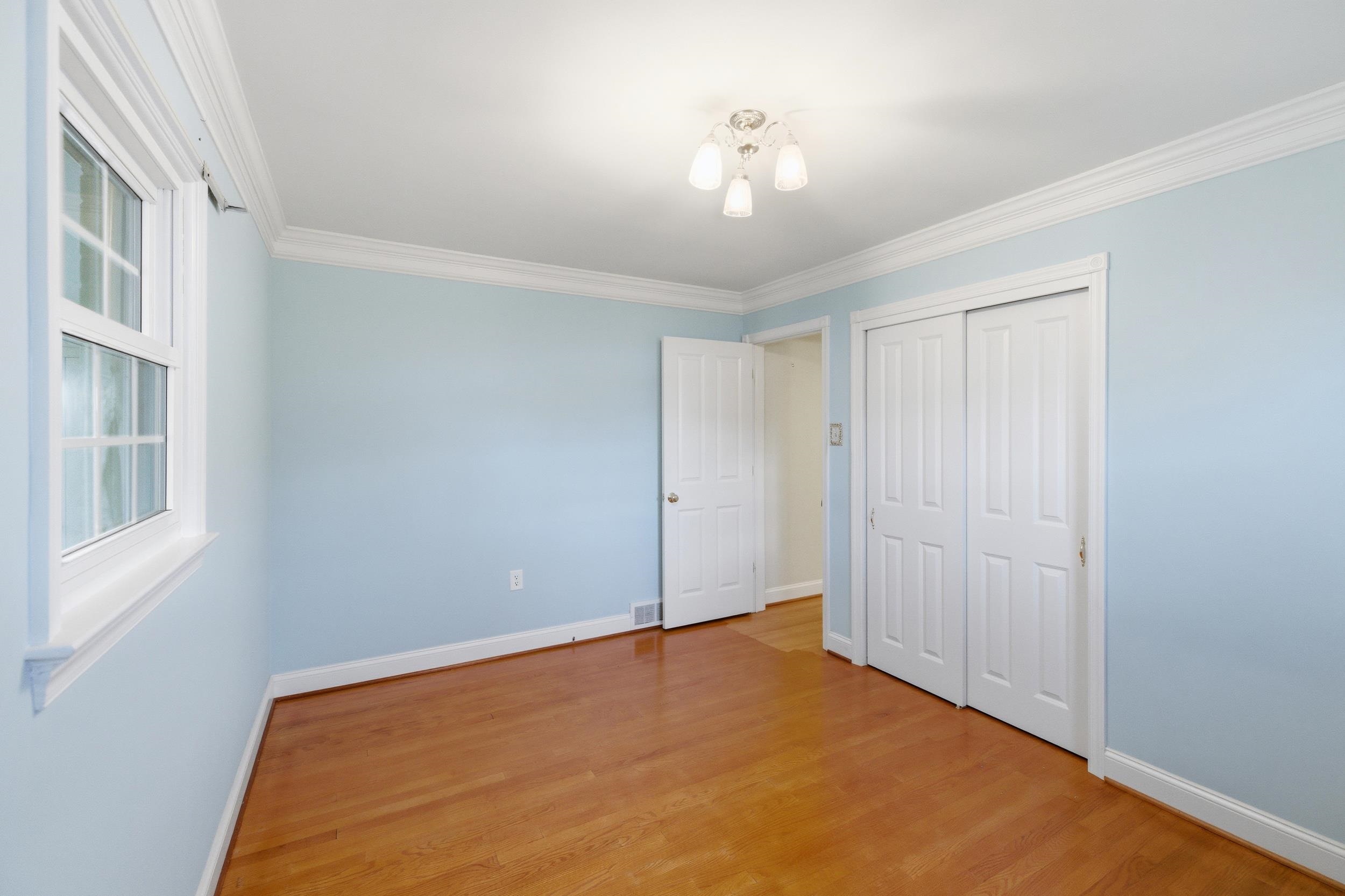 410 W NORTH ST, WOODSTOCK, Virginia 22664, 3 Bedrooms Bedrooms, ,1 BathroomBathrooms,Residential,410 W NORTH ST,680133 MLS # 680133 410 W NORTH ST, WOODSTOCK, Virginia 22664, 3 Bedrooms Bedrooms, ,1 BathroomBathrooms,Residential,410 W NORTH ST,680133 MLS # 680133