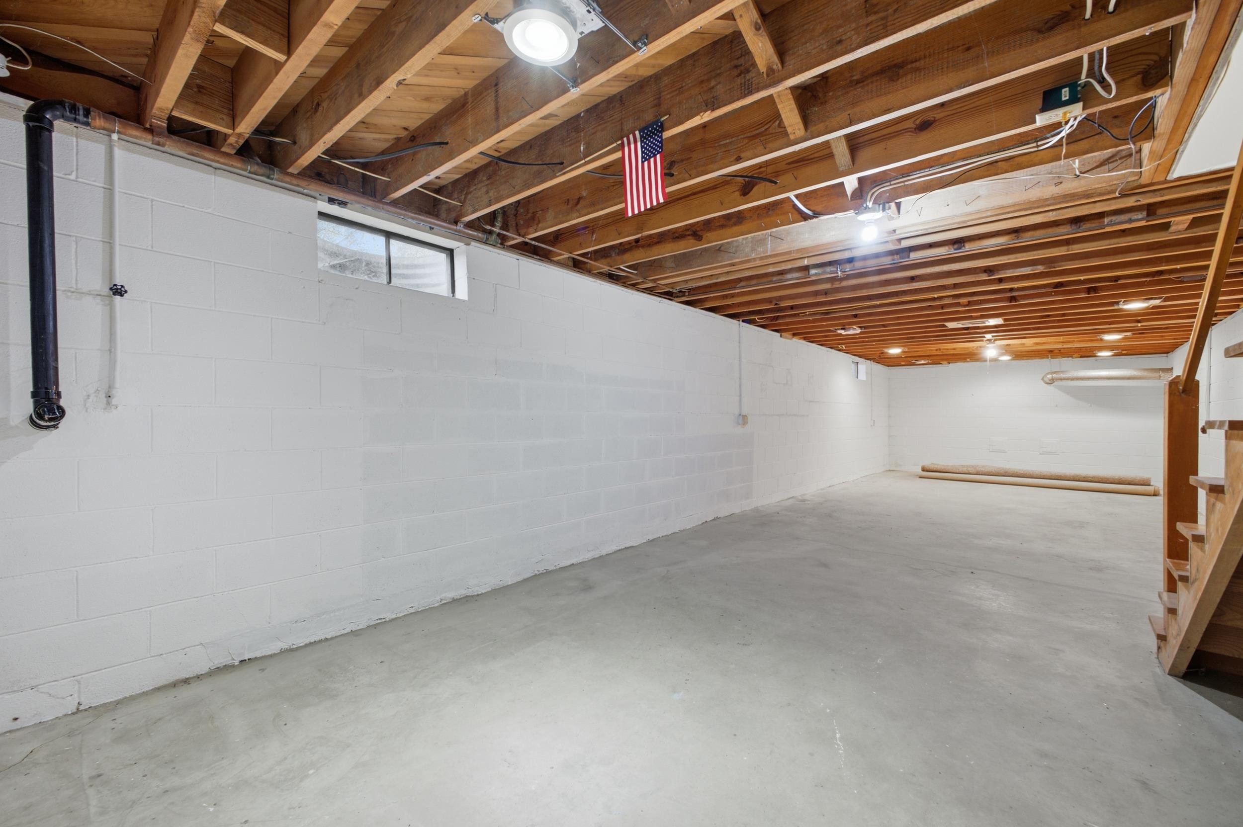 410 W NORTH ST, WOODSTOCK, Virginia 22664, 3 Bedrooms Bedrooms, ,1 BathroomBathrooms,Residential,410 W NORTH ST,680133 MLS # 680133 410 W NORTH ST, WOODSTOCK, Virginia 22664, 3 Bedrooms Bedrooms, ,1 BathroomBathrooms,Residential,410 W NORTH ST,680133 MLS # 680133