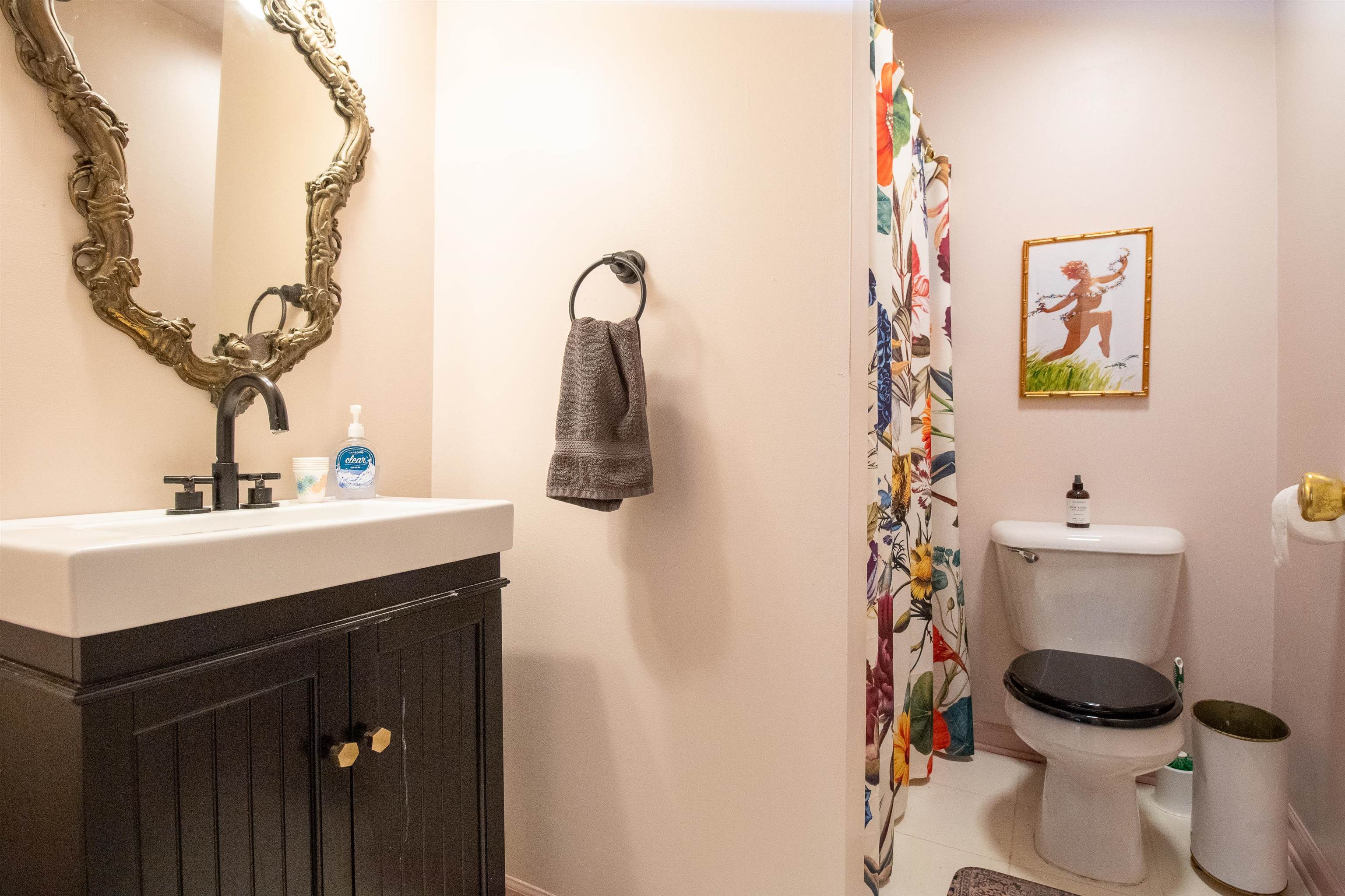 226 THORNROSE AVE, STAUNTON, Virginia 24401, 3 Bedrooms Bedrooms, ,2 BathroomsBathrooms,Residential,226 THORNROSE AVE,680135 MLS # 680135 226 THORNROSE AVE, STAUNTON, Virginia 24401, 3 Bedrooms Bedrooms, ,2 BathroomsBathrooms,Residential,226 THORNROSE AVE,680135 MLS # 680135