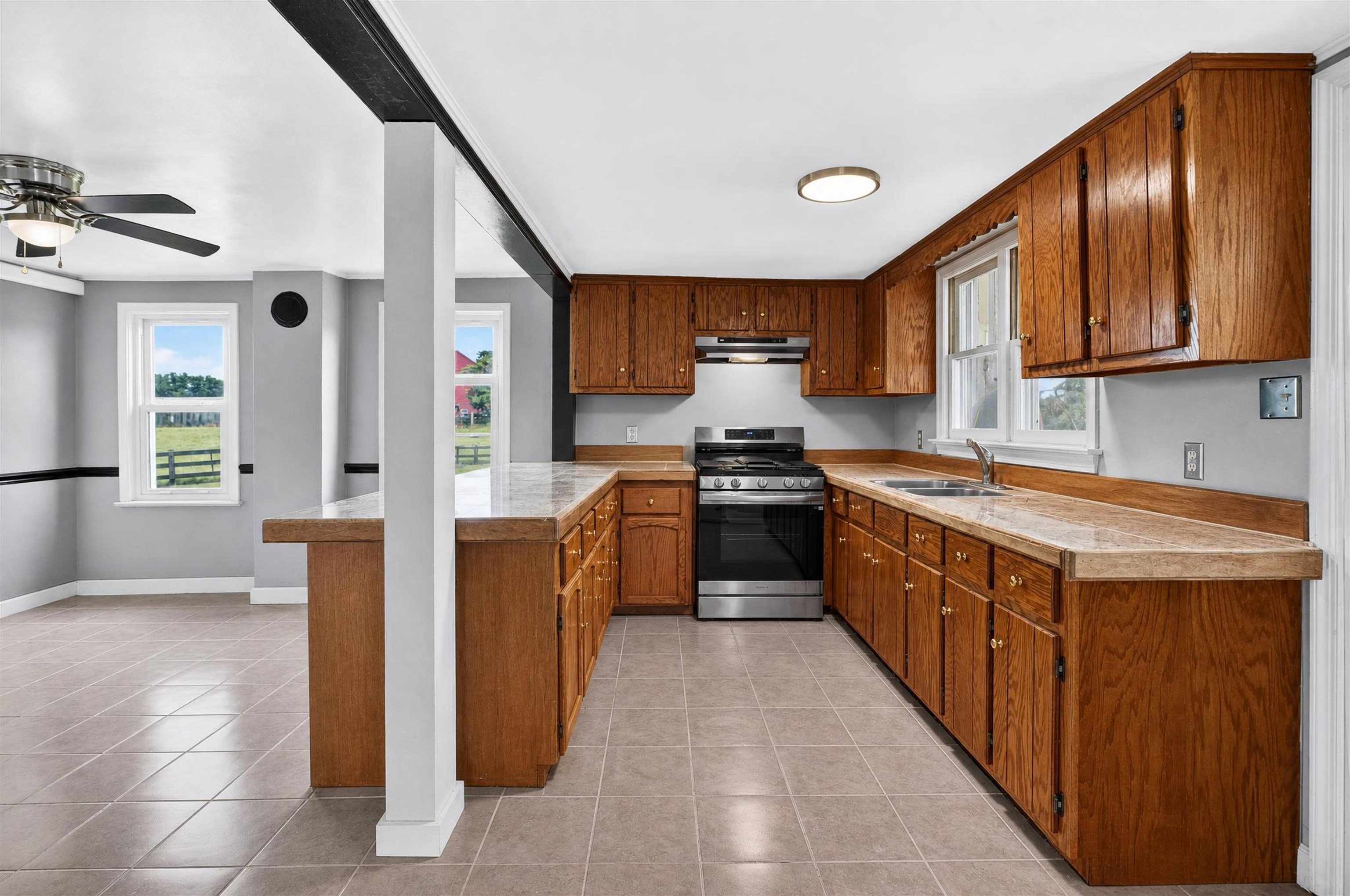 536 HONEYVILLE RD, STANLEY, Virginia 22851, 3 Bedrooms Bedrooms, ,1 BathroomBathrooms,Residential,536 HONEYVILLE RD,680136 MLS # 680136 536 HONEYVILLE RD, STANLEY, Virginia 22851, 3 Bedrooms Bedrooms, ,1 BathroomBathrooms,Residential,536 HONEYVILLE RD,680136 MLS # 680136