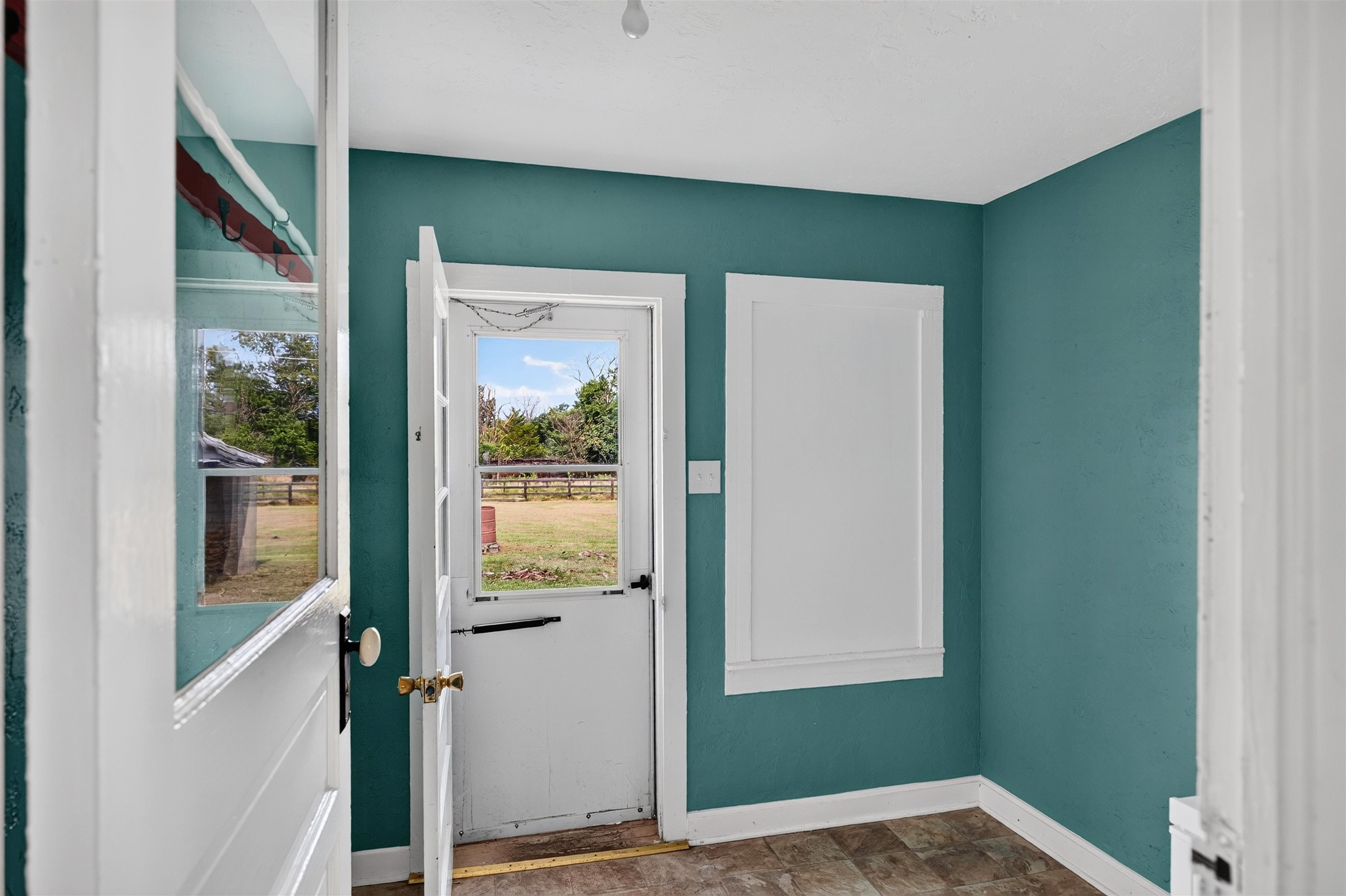 536 HONEYVILLE RD, STANLEY, Virginia 22851, 3 Bedrooms Bedrooms, ,1 BathroomBathrooms,Residential,536 HONEYVILLE RD,680136 MLS # 680136 536 HONEYVILLE RD, STANLEY, Virginia 22851, 3 Bedrooms Bedrooms, ,1 BathroomBathrooms,Residential,536 HONEYVILLE RD,680136 MLS # 680136