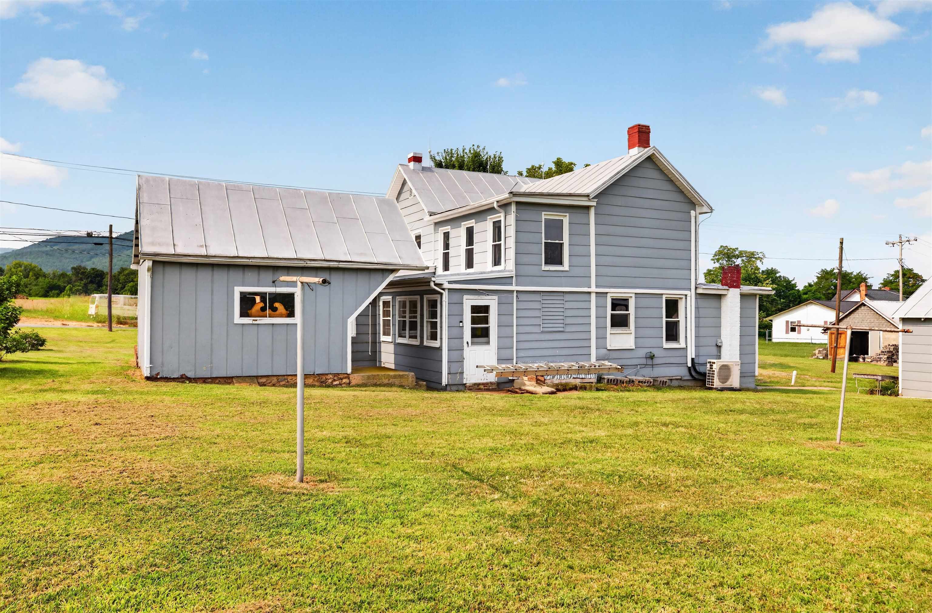 536 HONEYVILLE RD, STANLEY, Virginia 22851, 3 Bedrooms Bedrooms, ,1 BathroomBathrooms,Residential,536 HONEYVILLE RD,680136 MLS # 680136 536 HONEYVILLE RD, STANLEY, Virginia 22851, 3 Bedrooms Bedrooms, ,1 BathroomBathrooms,Residential,536 HONEYVILLE RD,680136 MLS # 680136
