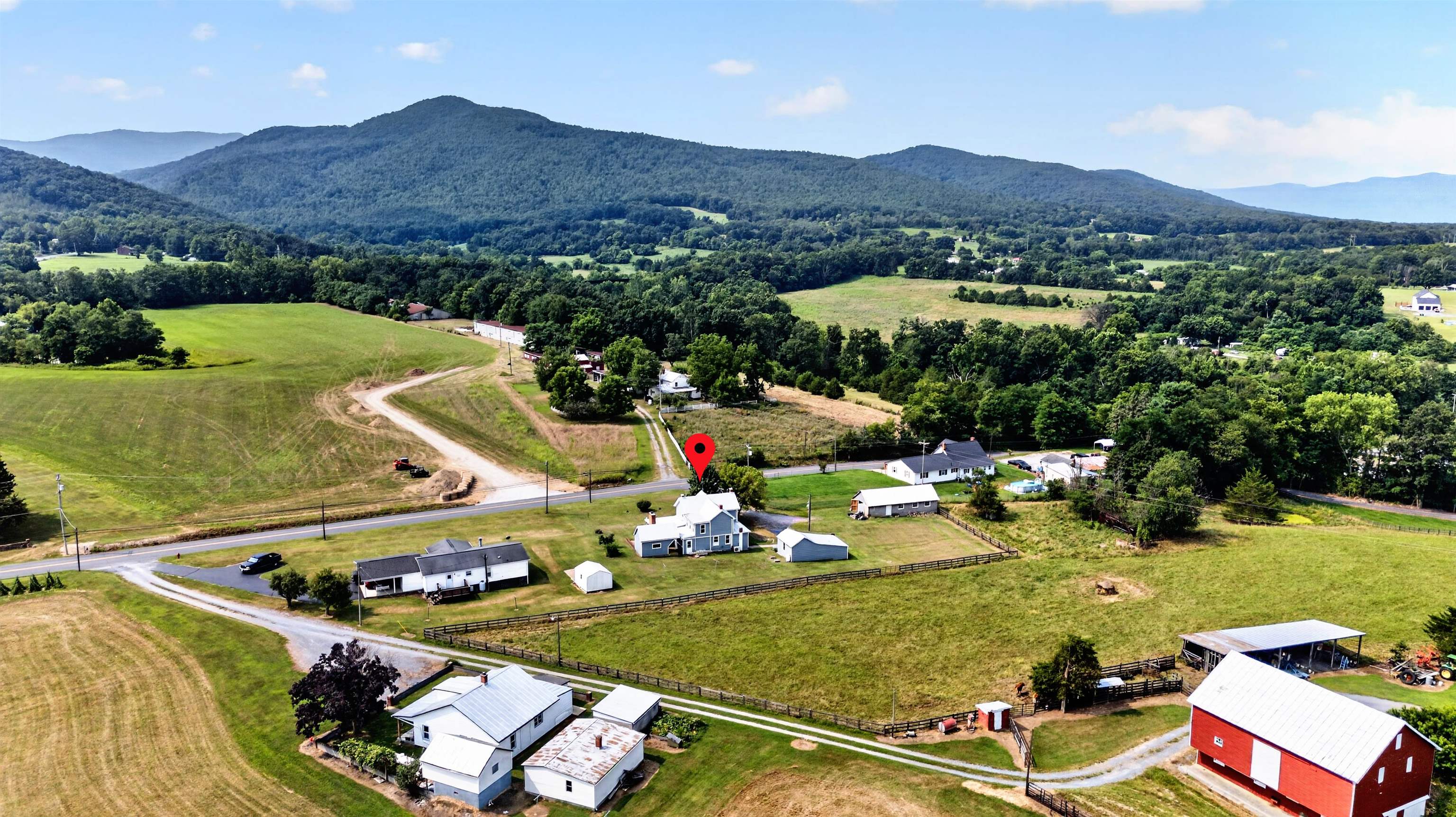 536 HONEYVILLE RD, STANLEY, Virginia 22851, 3 Bedrooms Bedrooms, ,1 BathroomBathrooms,Residential,536 HONEYVILLE RD,680136 MLS # 680136 536 HONEYVILLE RD, STANLEY, Virginia 22851, 3 Bedrooms Bedrooms, ,1 BathroomBathrooms,Residential,536 HONEYVILLE RD,680136 MLS # 680136