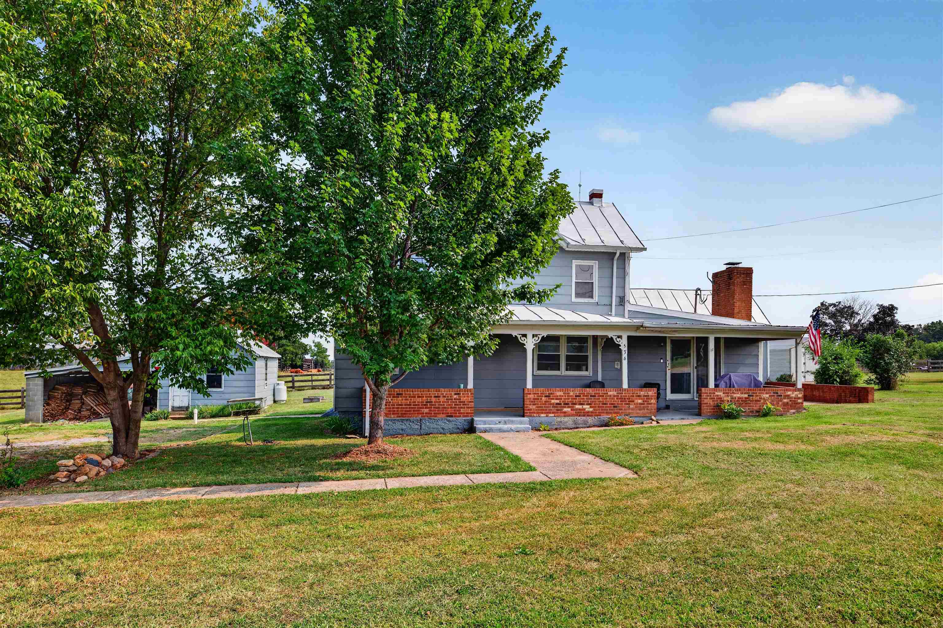 536 HONEYVILLE RD, STANLEY, Virginia 22851, 3 Bedrooms Bedrooms, ,1 BathroomBathrooms,Residential,536 HONEYVILLE RD,680136 MLS # 680136 536 HONEYVILLE RD, STANLEY, Virginia 22851, 3 Bedrooms Bedrooms, ,1 BathroomBathrooms,Residential,536 HONEYVILLE RD,680136 MLS # 680136