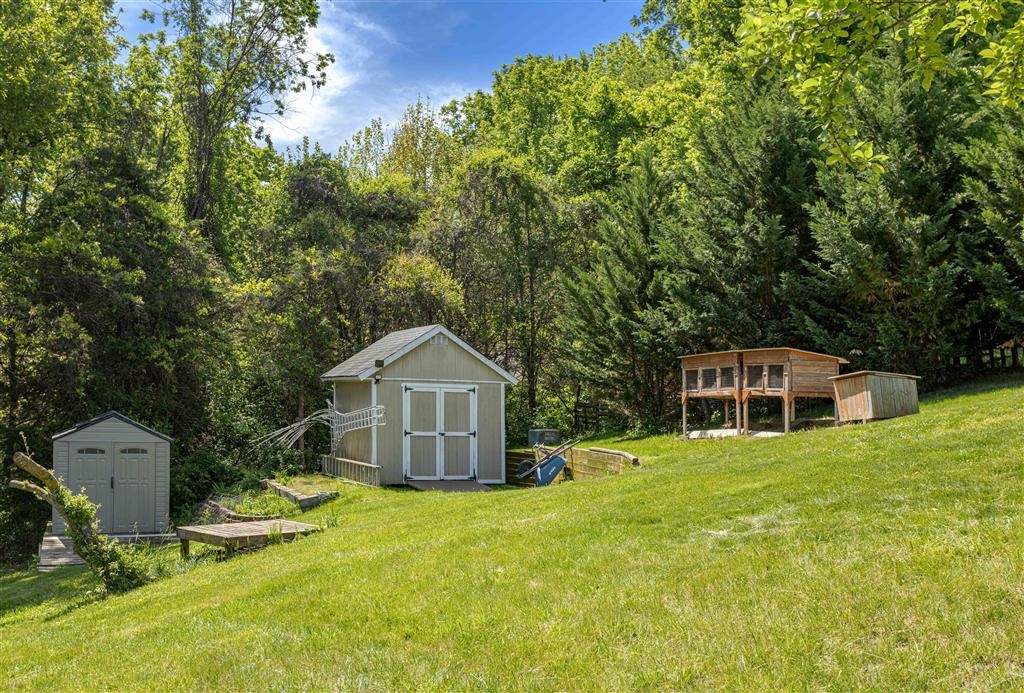 94 CEDAR CREEK LN, FORT DEFIANCE, Virginia 24437, 4 Bedrooms Bedrooms, ,3 BathroomsBathrooms,Residential,94 CEDAR CREEK LN,680137 MLS # 680137 94 CEDAR CREEK LN, FORT DEFIANCE, Virginia 24437, 4 Bedrooms Bedrooms, ,3 BathroomsBathrooms,Residential,94 CEDAR CREEK LN,680137 MLS # 680137