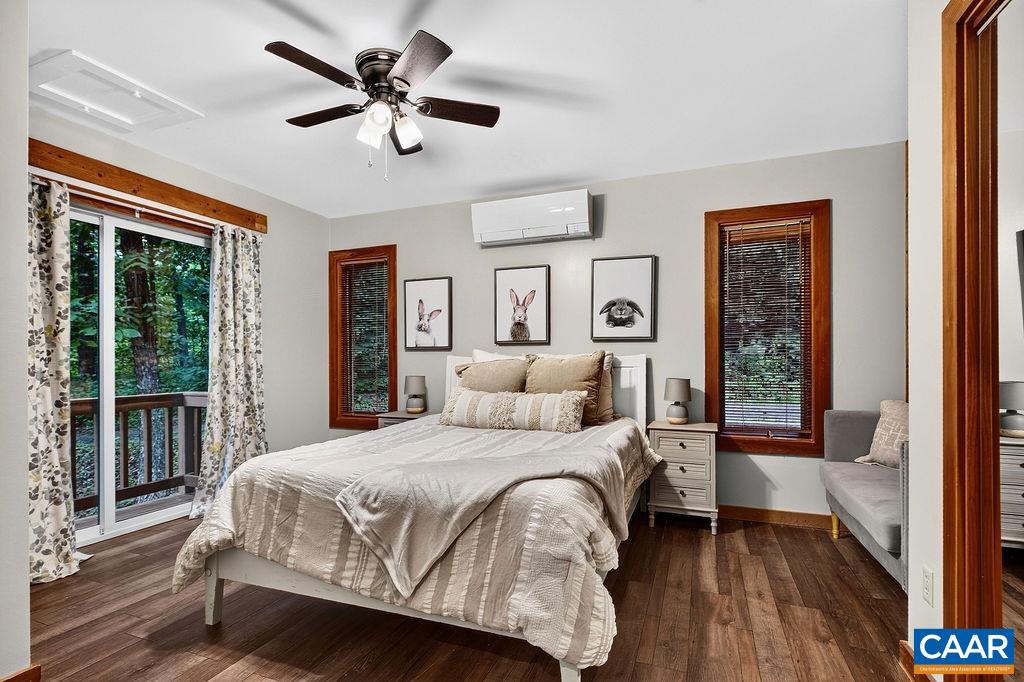 Second guest bedroom on the main level. Second guest bedroom on the main level.