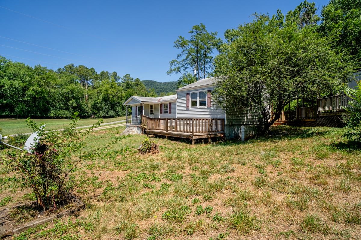 1185 LAYNE PL, CROZET, Virginia 22932, 3 Bedrooms Bedrooms, ,1 BathroomBathrooms,Residential,1185 LAYNE PL,680141 MLS # 680141 1185 LAYNE PL, CROZET, Virginia 22932, 3 Bedrooms Bedrooms, ,1 BathroomBathrooms,Residential,1185 LAYNE PL,680141 MLS # 680141