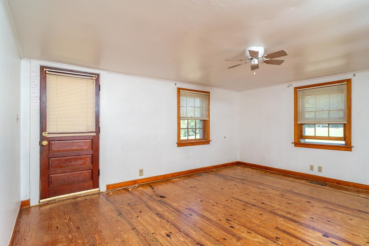 1185 LAYNE PL, CROZET, Virginia 22932, 3 Bedrooms Bedrooms, ,1 BathroomBathrooms,Residential,1185 LAYNE PL,680141 MLS # 680141 1185 LAYNE PL, CROZET, Virginia 22932, 3 Bedrooms Bedrooms, ,1 BathroomBathrooms,Residential,1185 LAYNE PL,680141 MLS # 680141