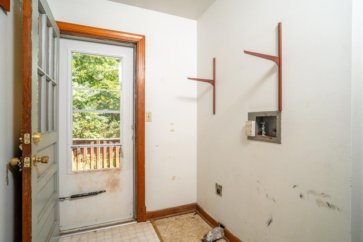 1185 LAYNE PL, CROZET, Virginia 22932, 3 Bedrooms Bedrooms, ,1 BathroomBathrooms,Residential,1185 LAYNE PL,680141 MLS # 680141 1185 LAYNE PL, CROZET, Virginia 22932, 3 Bedrooms Bedrooms, ,1 BathroomBathrooms,Residential,1185 LAYNE PL,680141 MLS # 680141