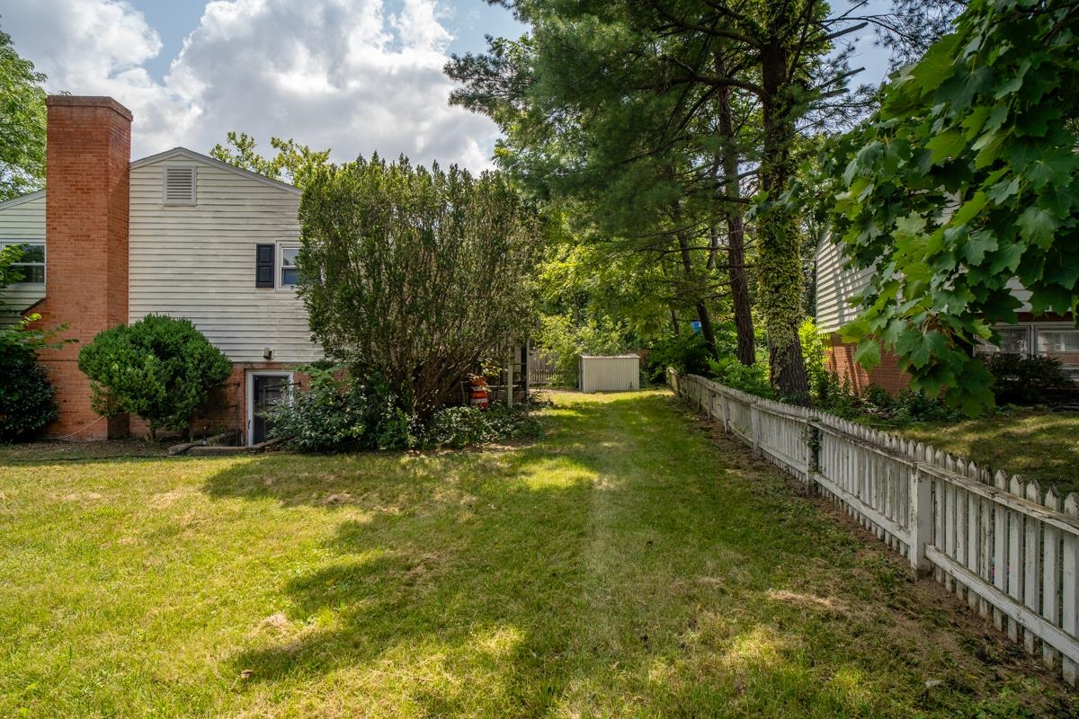 1552 VALE CIR, HARRISONBURG, Virginia 22801, 3 Bedrooms Bedrooms, ,2 BathroomsBathrooms,Residential,1552 VALE CIR,680143 MLS # 680143 1552 VALE CIR, HARRISONBURG, Virginia 22801, 3 Bedrooms Bedrooms, ,2 BathroomsBathrooms,Residential,1552 VALE CIR,680143 MLS # 680143