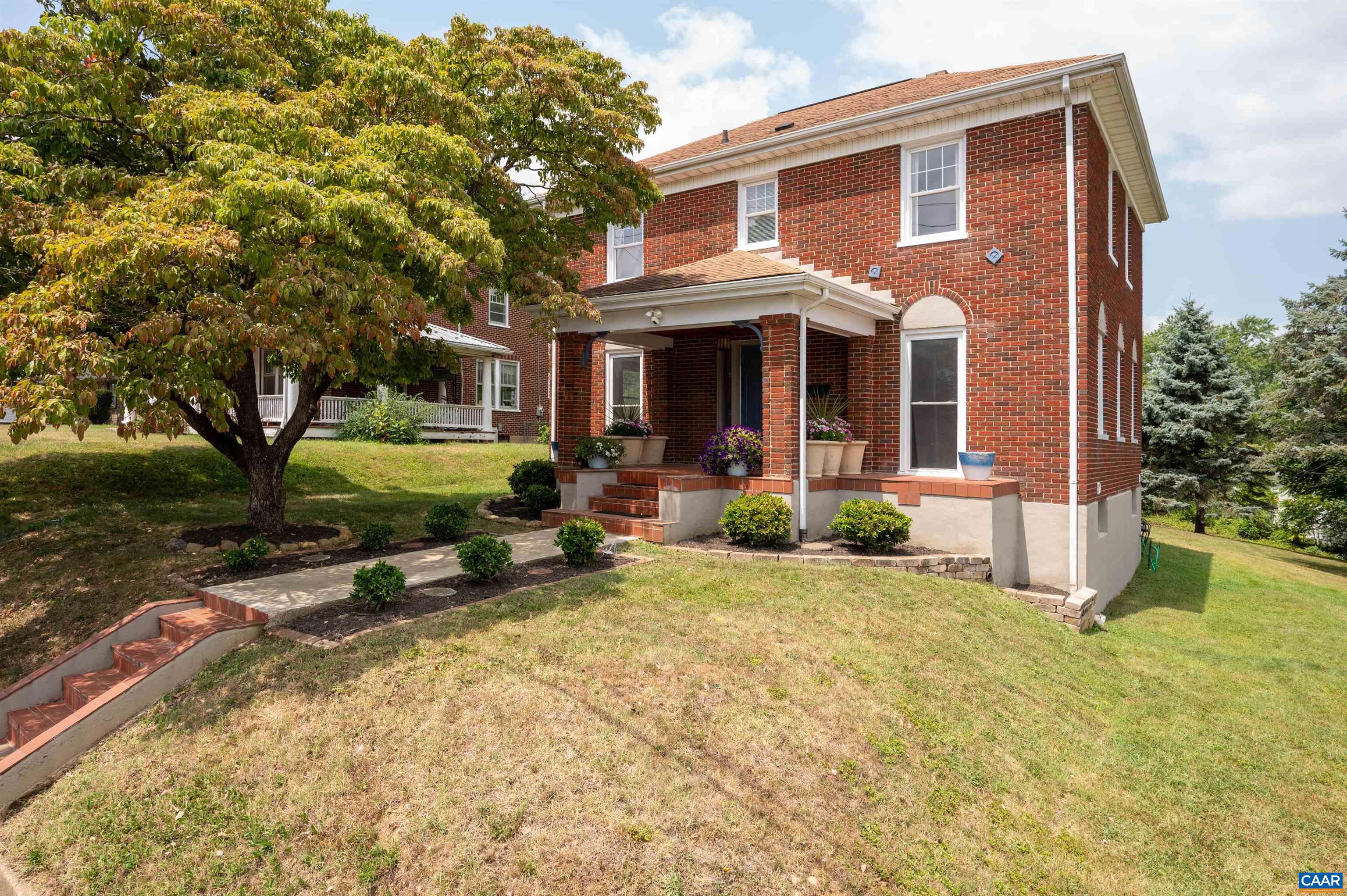 437 FLORENCE AVE, WAYNESBORO, Virginia 22980, 3 Bedrooms Bedrooms, ,3 BathroomsBathrooms,Residential,Classic 1930s Turnkey Quality,437 FLORENCE AVE,680144 MLS # 680144 437 FLORENCE AVE, WAYNESBORO, Virginia 22980, 3 Bedrooms Bedrooms, ,3 BathroomsBathrooms,Residential,Classic 1930s Turnkey Quality,437 FLORENCE AVE,680144 MLS # 680144