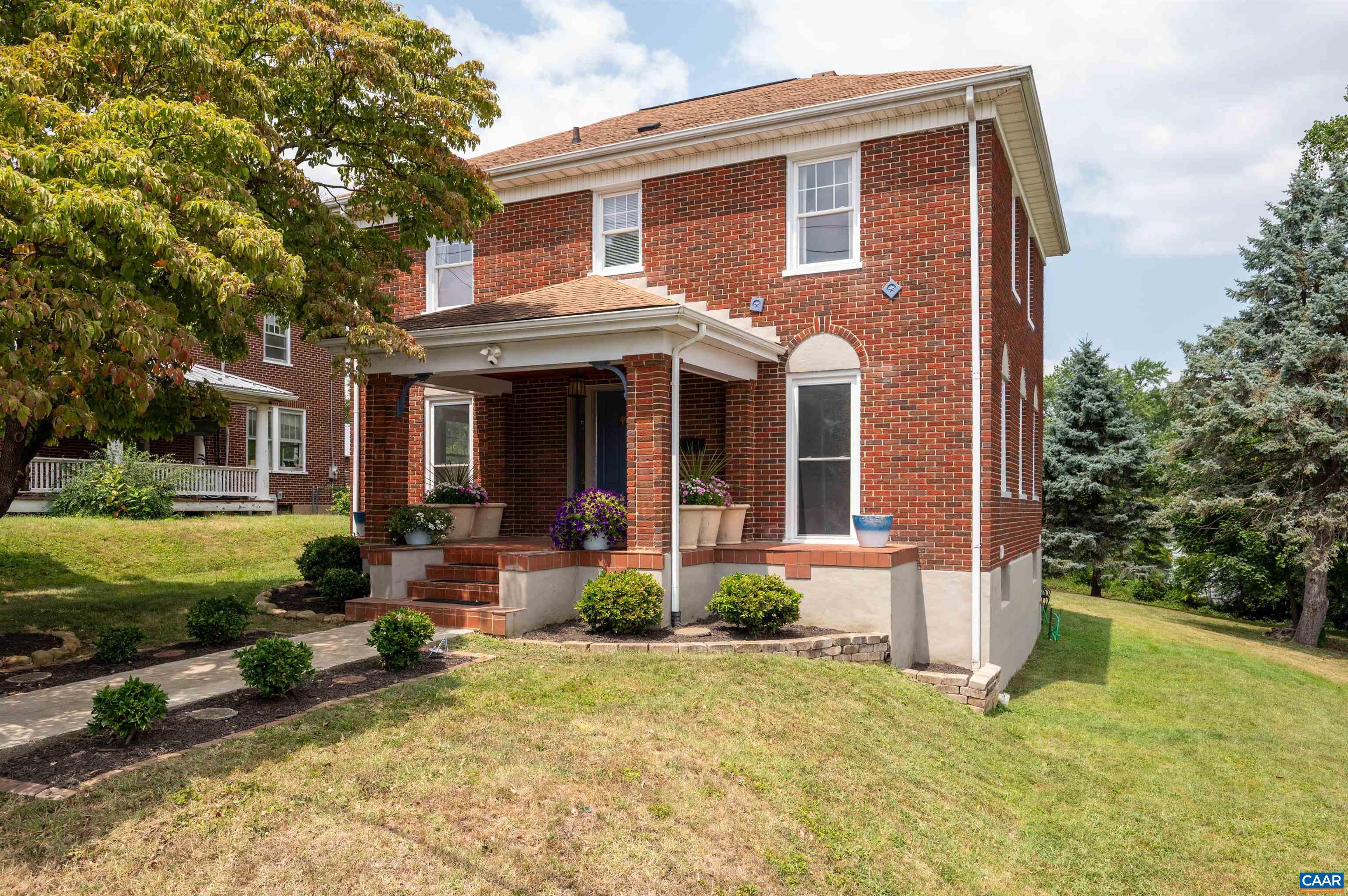 437 FLORENCE AVE, WAYNESBORO, Virginia 22980, 3 Bedrooms Bedrooms, ,3 BathroomsBathrooms,Residential,Classic 1930s Turnkey Quality,437 FLORENCE AVE,680144 MLS # 680144 437 FLORENCE AVE, WAYNESBORO, Virginia 22980, 3 Bedrooms Bedrooms, ,3 BathroomsBathrooms,Residential,Classic 1930s Turnkey Quality,437 FLORENCE AVE,680144 MLS # 680144
