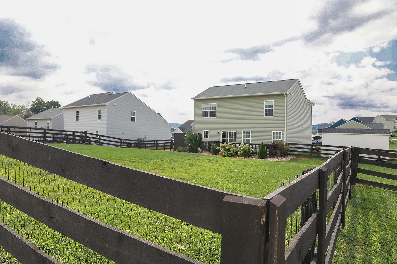 27 MORNINGVIEW CT, STUARTS DRAFT, Virginia 24477, 3 Bedrooms Bedrooms, ,2 BathroomsBathrooms,Residential,27 MORNINGVIEW CT,680145 MLS # 680145 27 MORNINGVIEW CT, STUARTS DRAFT, Virginia 24477, 3 Bedrooms Bedrooms, ,2 BathroomsBathrooms,Residential,27 MORNINGVIEW CT,680145 MLS # 680145