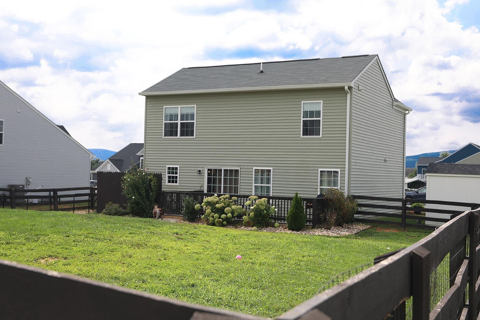 27 MORNINGVIEW CT, STUARTS DRAFT, Virginia 24477, 3 Bedrooms Bedrooms, ,2 BathroomsBathrooms,Residential,27 MORNINGVIEW CT,680145 MLS # 680145 27 MORNINGVIEW CT, STUARTS DRAFT, Virginia 24477, 3 Bedrooms Bedrooms, ,2 BathroomsBathrooms,Residential,27 MORNINGVIEW CT,680145 MLS # 680145