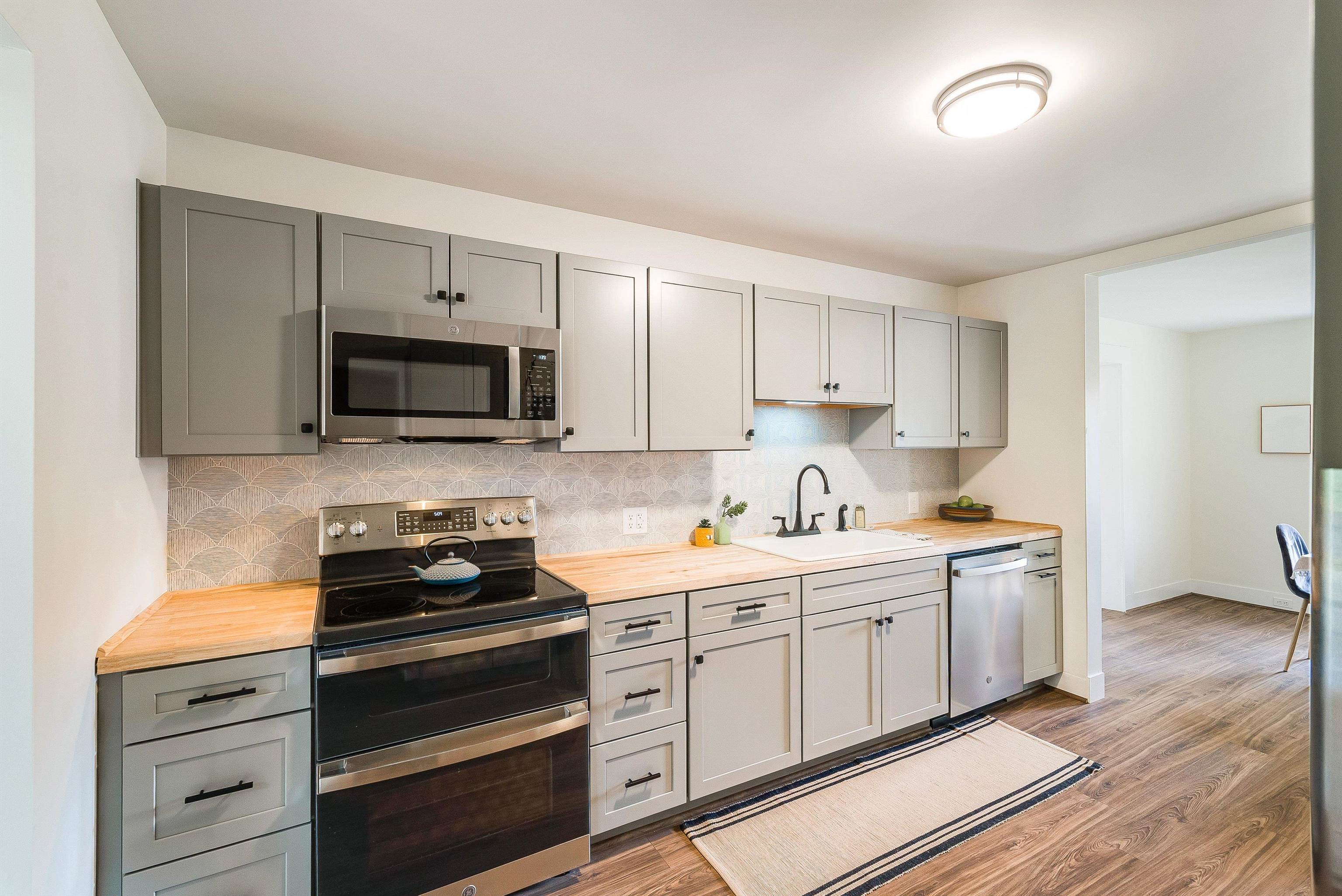 15 ROMAINE LN, STUARTS DRAFT, Virginia 24477, 3 Bedrooms Bedrooms, ,2 BathroomsBathrooms,Residential,15 ROMAINE LN,675270 MLS # 675270 15 ROMAINE LN, STUARTS DRAFT, Virginia 24477, 3 Bedrooms Bedrooms, ,2 BathroomsBathrooms,Residential,15 ROMAINE LN,675270 MLS # 675270