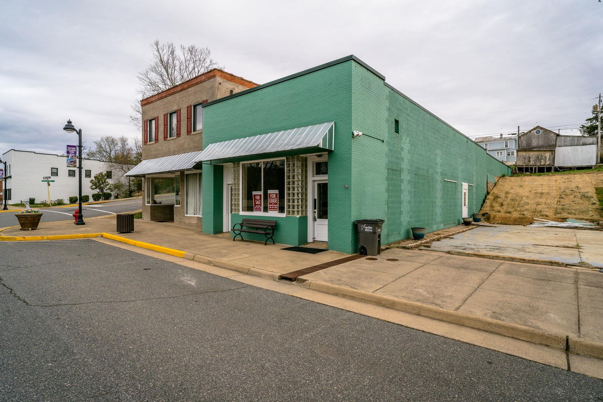500-504 FIRST ST, SHENANDOAH, Virginia 22849, ,Commercial,500-504 FIRST ST,662708 MLS # 662708