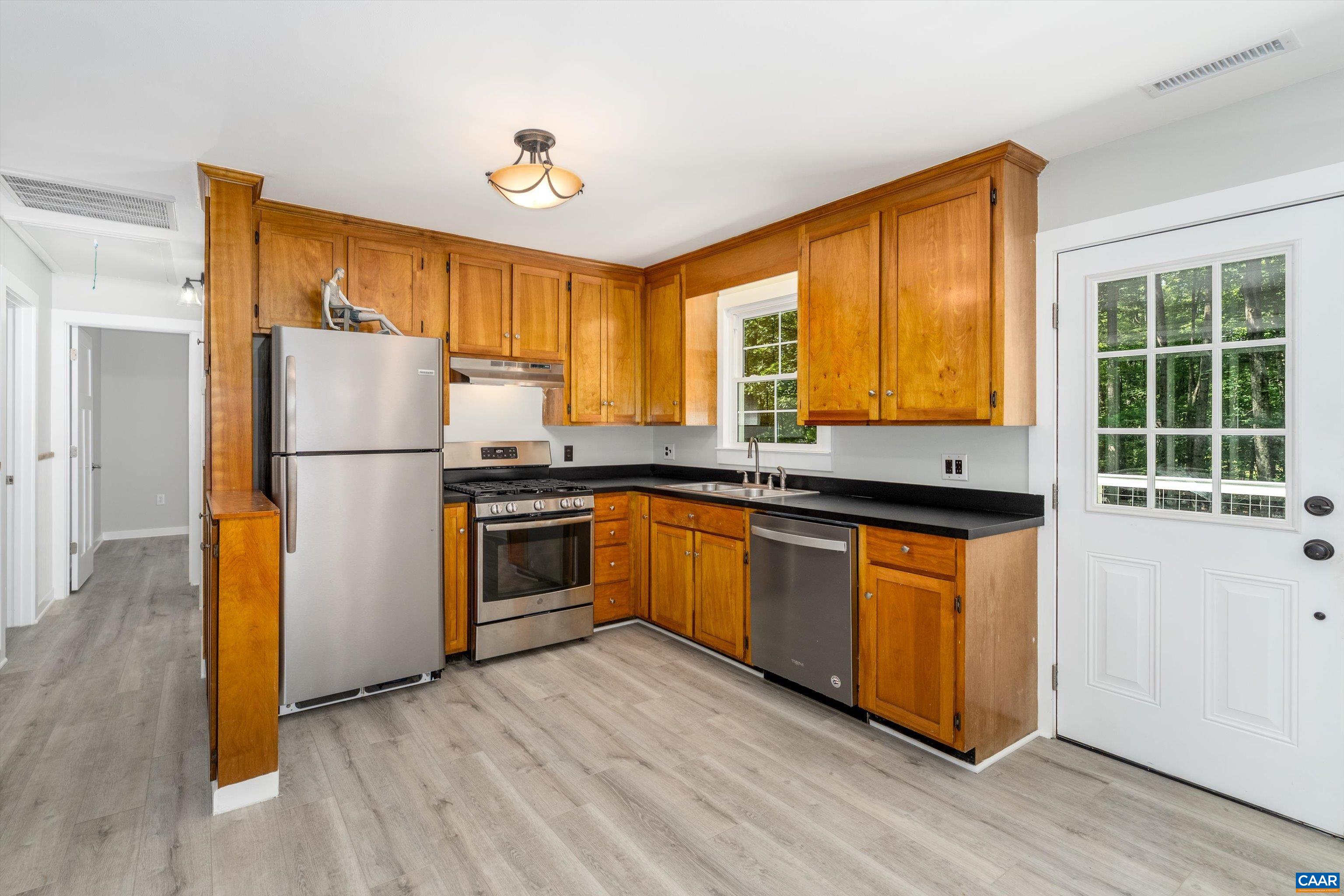 6144 HELENS WAY, SCHUYLER, Virginia 22969, 4 Bedrooms Bedrooms, ,2 BathroomsBathrooms,Residential,6144 HELENS WAY,677837 MLS # 677837 6144 HELENS WAY, SCHUYLER, Virginia 22969, 4 Bedrooms Bedrooms, ,2 BathroomsBathrooms,Residential,6144 HELENS WAY,677837 MLS # 677837