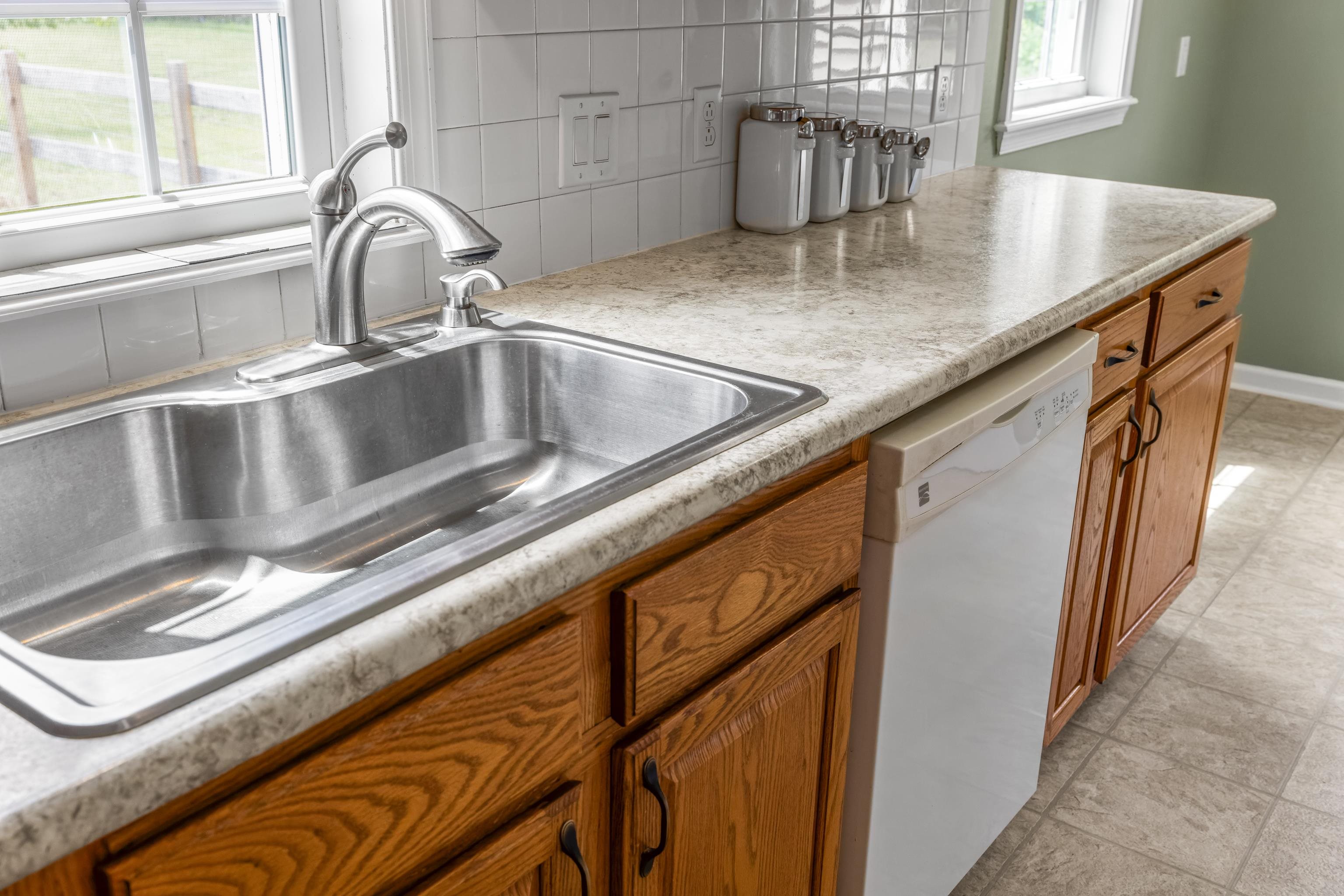 2645 LYNDHURST RD, WAYNESBORO, Virginia 22980, 3 Bedrooms Bedrooms, ,3 BathroomsBathrooms,Residential,2645 LYNDHURST RD,679360 MLS # 679360 2645 LYNDHURST RD, WAYNESBORO, Virginia 22980, 3 Bedrooms Bedrooms, ,3 BathroomsBathrooms,Residential,2645 LYNDHURST RD,679360 MLS # 679360