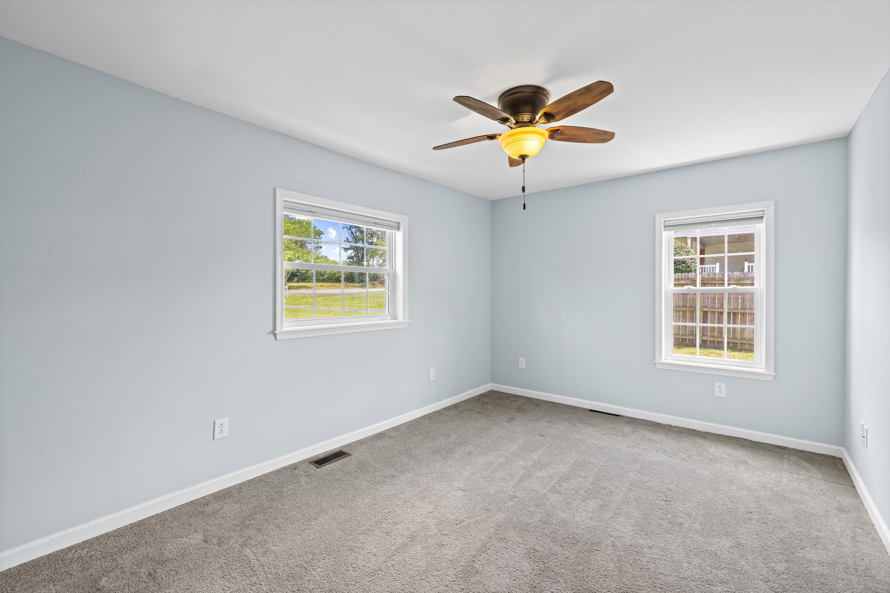 2645 LYNDHURST RD, WAYNESBORO, Virginia 22980, 3 Bedrooms Bedrooms, ,3 BathroomsBathrooms,Residential,2645 LYNDHURST RD,679360 MLS # 679360 2645 LYNDHURST RD, WAYNESBORO, Virginia 22980, 3 Bedrooms Bedrooms, ,3 BathroomsBathrooms,Residential,2645 LYNDHURST RD,679360 MLS # 679360