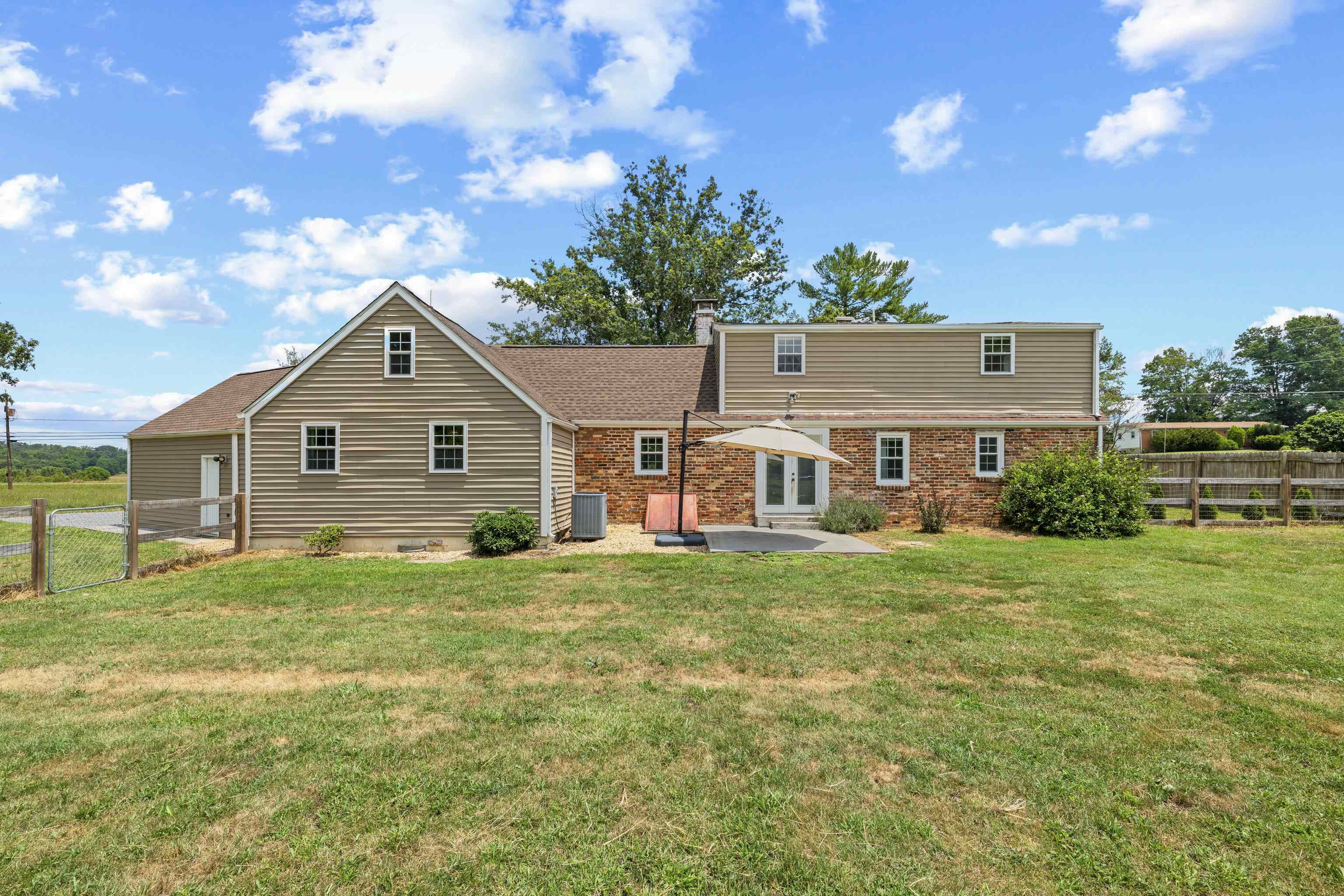 2645 LYNDHURST RD, WAYNESBORO, Virginia 22980, 3 Bedrooms Bedrooms, ,3 BathroomsBathrooms,Residential,2645 LYNDHURST RD,679360 MLS # 679360 2645 LYNDHURST RD, WAYNESBORO, Virginia 22980, 3 Bedrooms Bedrooms, ,3 BathroomsBathrooms,Residential,2645 LYNDHURST RD,679360 MLS # 679360