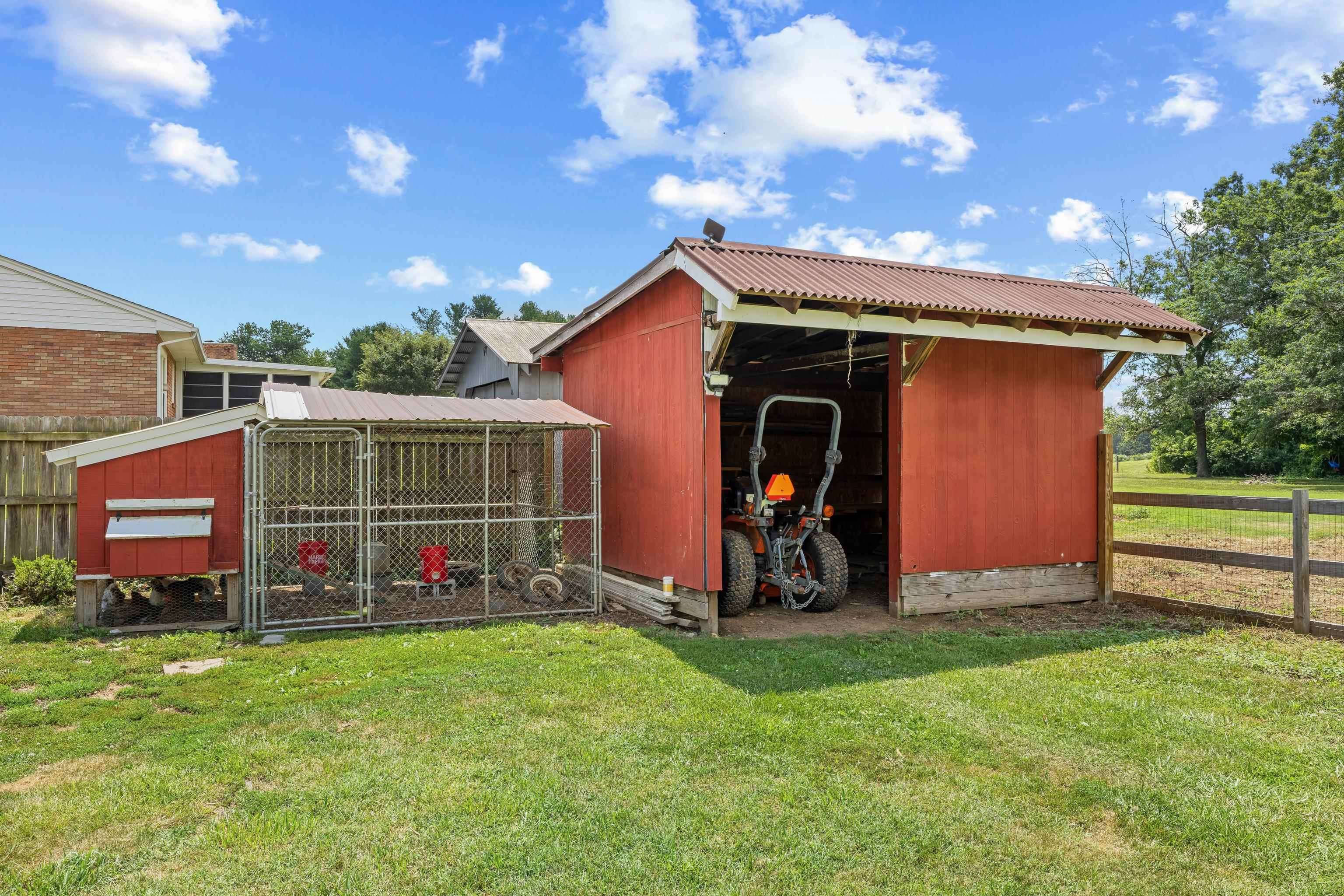 2645 LYNDHURST RD, WAYNESBORO, Virginia 22980, 3 Bedrooms Bedrooms, ,3 BathroomsBathrooms,Residential,2645 LYNDHURST RD,679360 MLS # 679360 2645 LYNDHURST RD, WAYNESBORO, Virginia 22980, 3 Bedrooms Bedrooms, ,3 BathroomsBathrooms,Residential,2645 LYNDHURST RD,679360 MLS # 679360