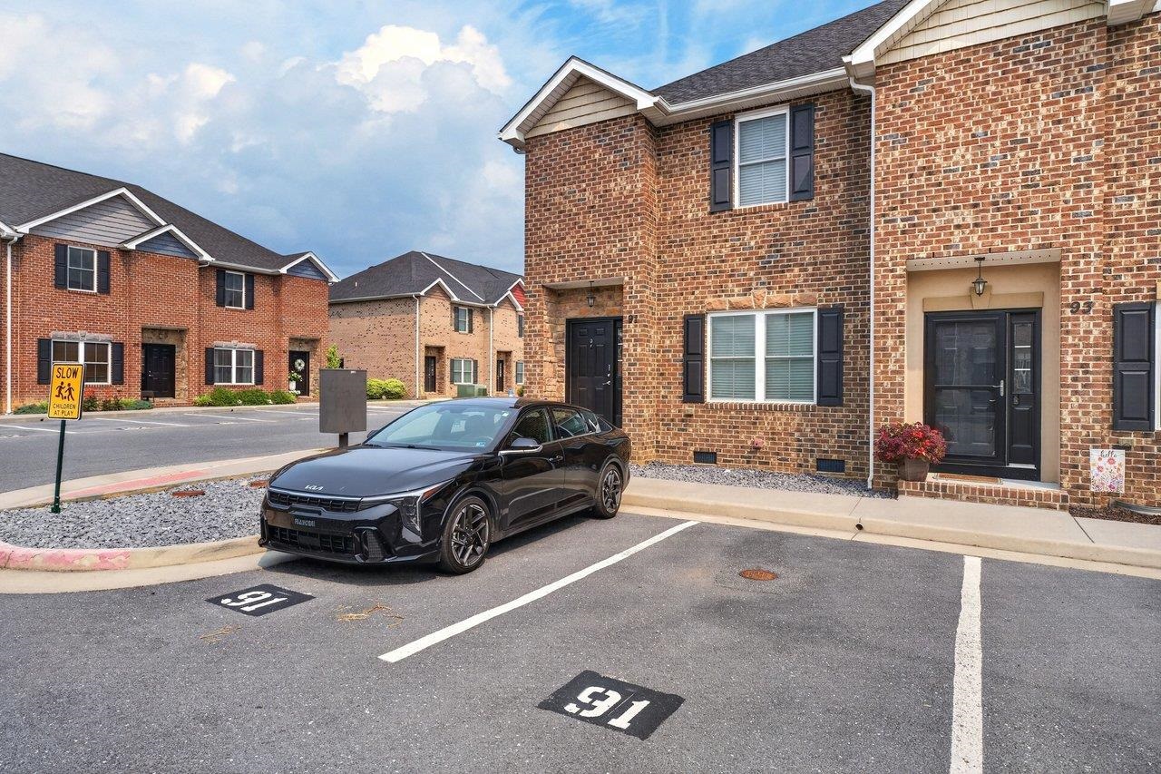 91 CEDAR POINT LN, ROCKINGHAM, Virginia 22802, 3 Bedrooms Bedrooms, ,2 BathroomsBathrooms,Residential,91 CEDAR POINT LN,679665 MLS # 679665
