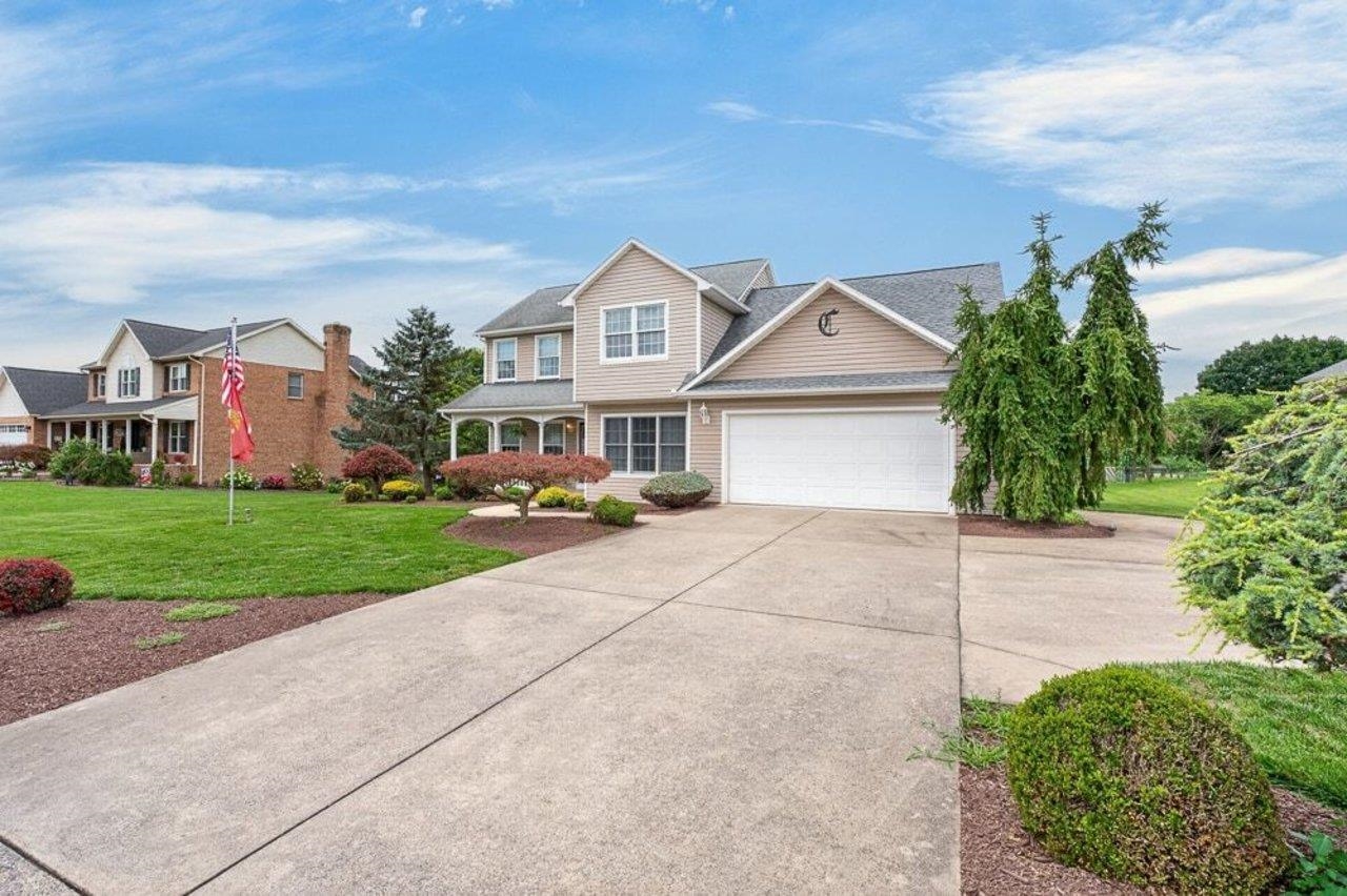 766 SUGAR MAPLE LN, ROCKINGHAM, Virginia 22801, 4 Bedrooms Bedrooms, ,2 BathroomsBathrooms,Residential,766 SUGAR MAPLE LN,679867 MLS # 679867
