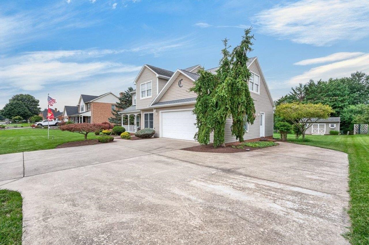 766 SUGAR MAPLE LN, ROCKINGHAM, Virginia 22801, 4 Bedrooms Bedrooms, ,2 BathroomsBathrooms,Residential,766 SUGAR MAPLE LN,679867 MLS # 679867