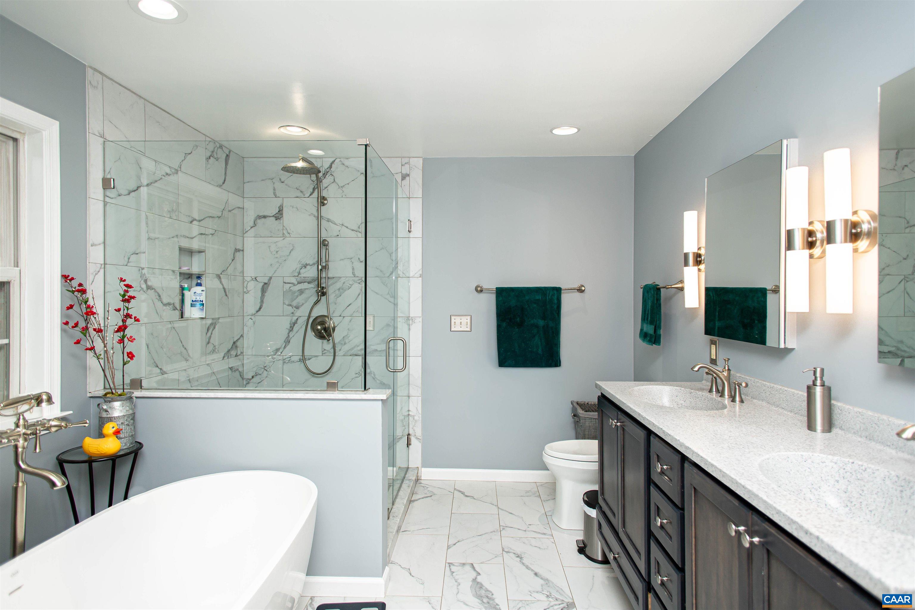 Spacious dual vanity. Spacious dual vanity.