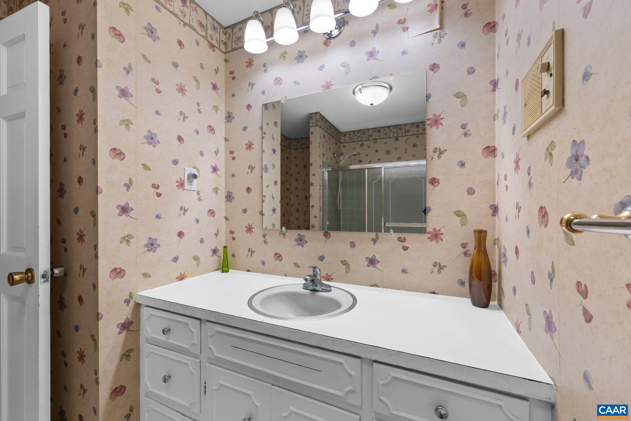 386 FAIRLANE DR, STANARDSVILLE, Virginia 22973, 3 Bedrooms Bedrooms, ,3 BathroomsBathrooms,Residential,386 FAIRLANE DR,680014 MLS # 680014 386 FAIRLANE DR, STANARDSVILLE, Virginia 22973, 3 Bedrooms Bedrooms, ,3 BathroomsBathrooms,Residential,386 FAIRLANE DR,680014 MLS # 680014